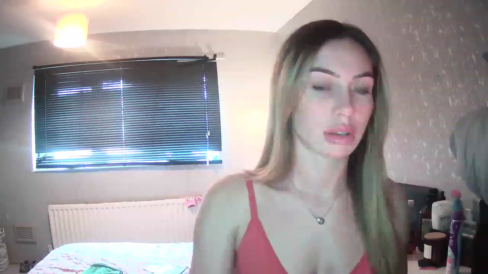 Gallery image thumbnail from English_Babe1's myfreecams stream on, 03/17/2023, 15:52 image 12 of 20
