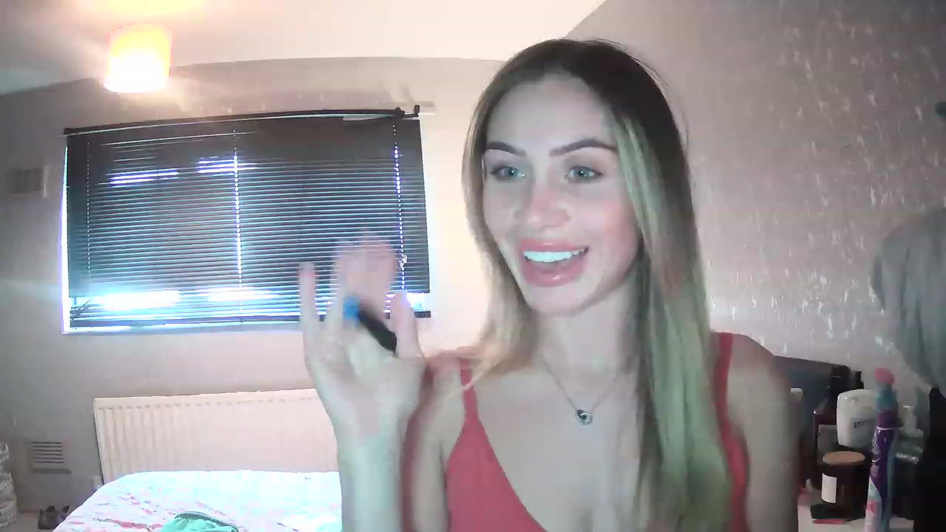 Gallery image thumbnail from English_Babe1's myfreecams stream on, 03/17/2023, 15:52 image 13 of 20