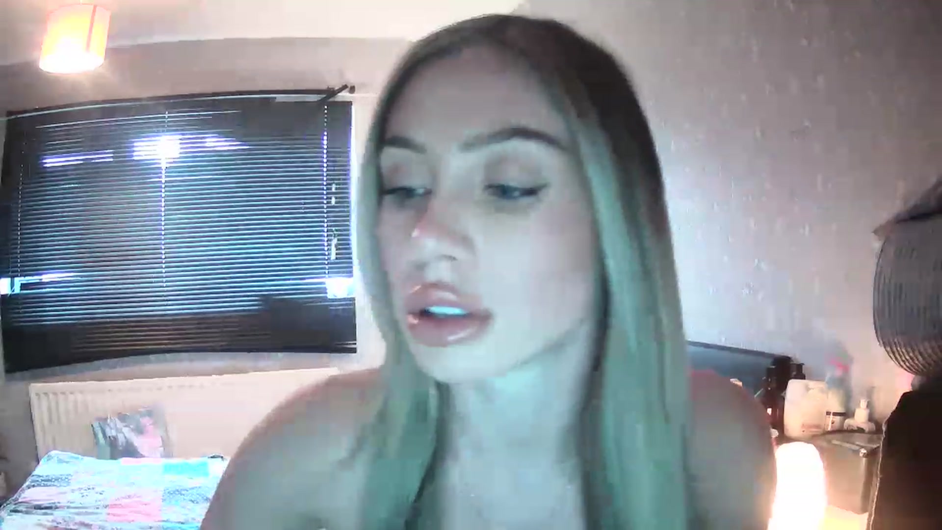 Gallery image thumbnail from English_Babe1's myfreecams stream on, 03/27/2023, 14:50 image 2 of 20