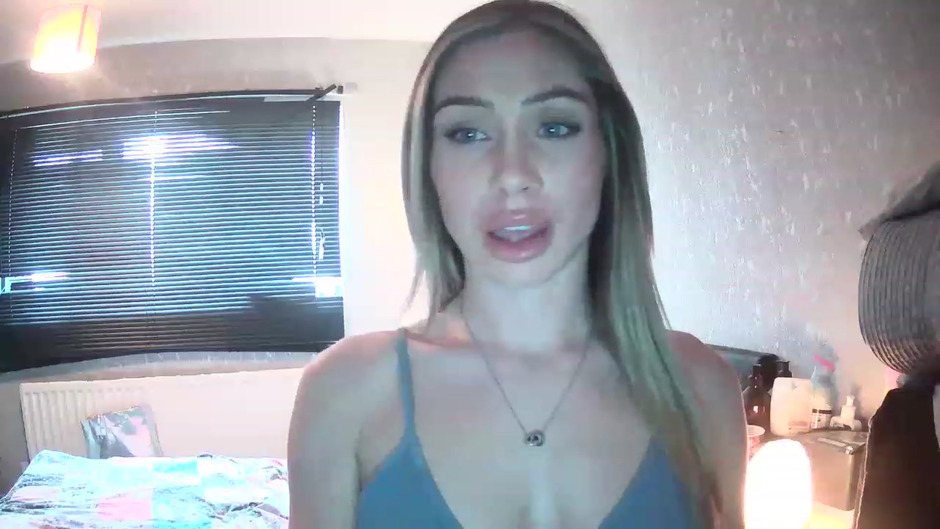 Gallery image thumbnail from English_Babe1's myfreecams stream on, 03/27/2023, 14:50 image 11 of 20