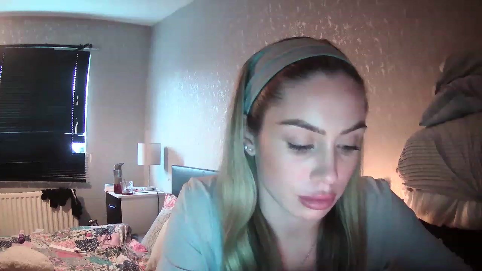 Gallery image thumbnail from English_Babe1's myfreecams stream on, 03/29/2023, 15:57 image 3 of 20