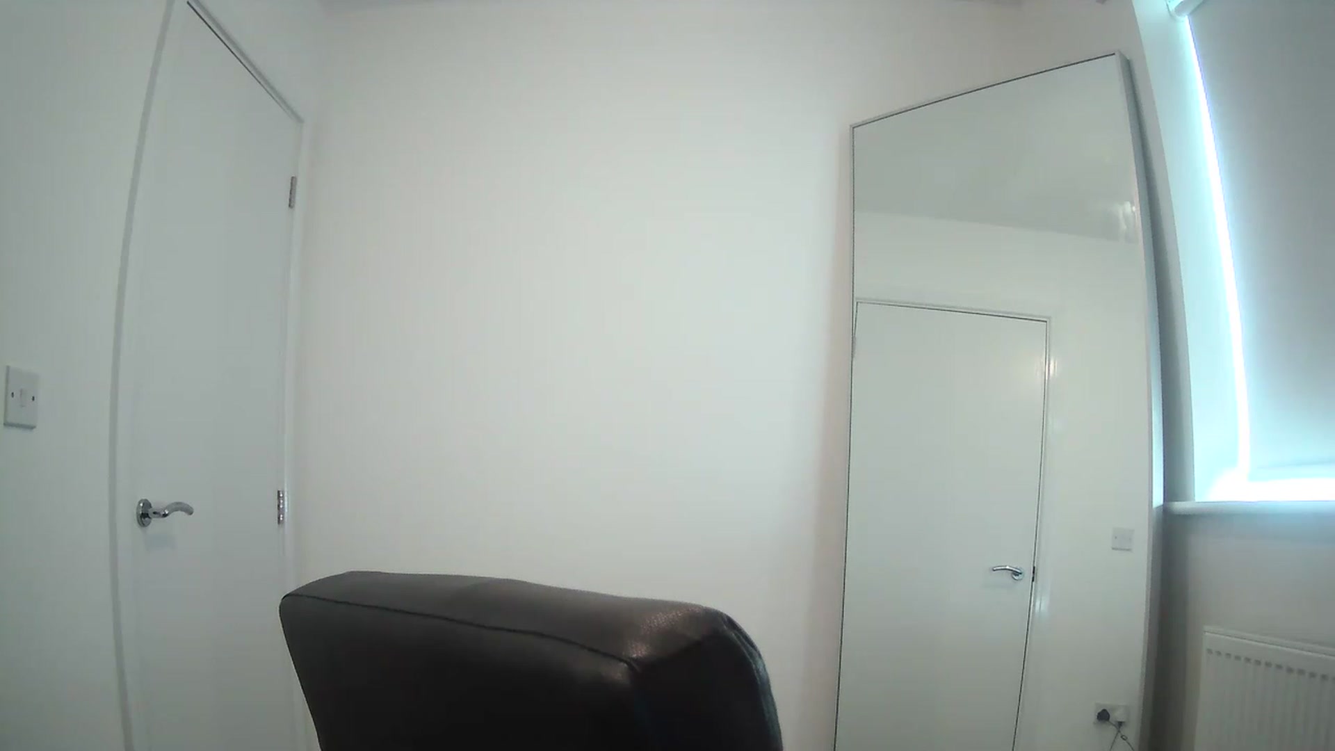Gallery image thumbnail from English_Babe1's myfreecams stream on, 04/04/2023, 11:04 image 16 of 20
