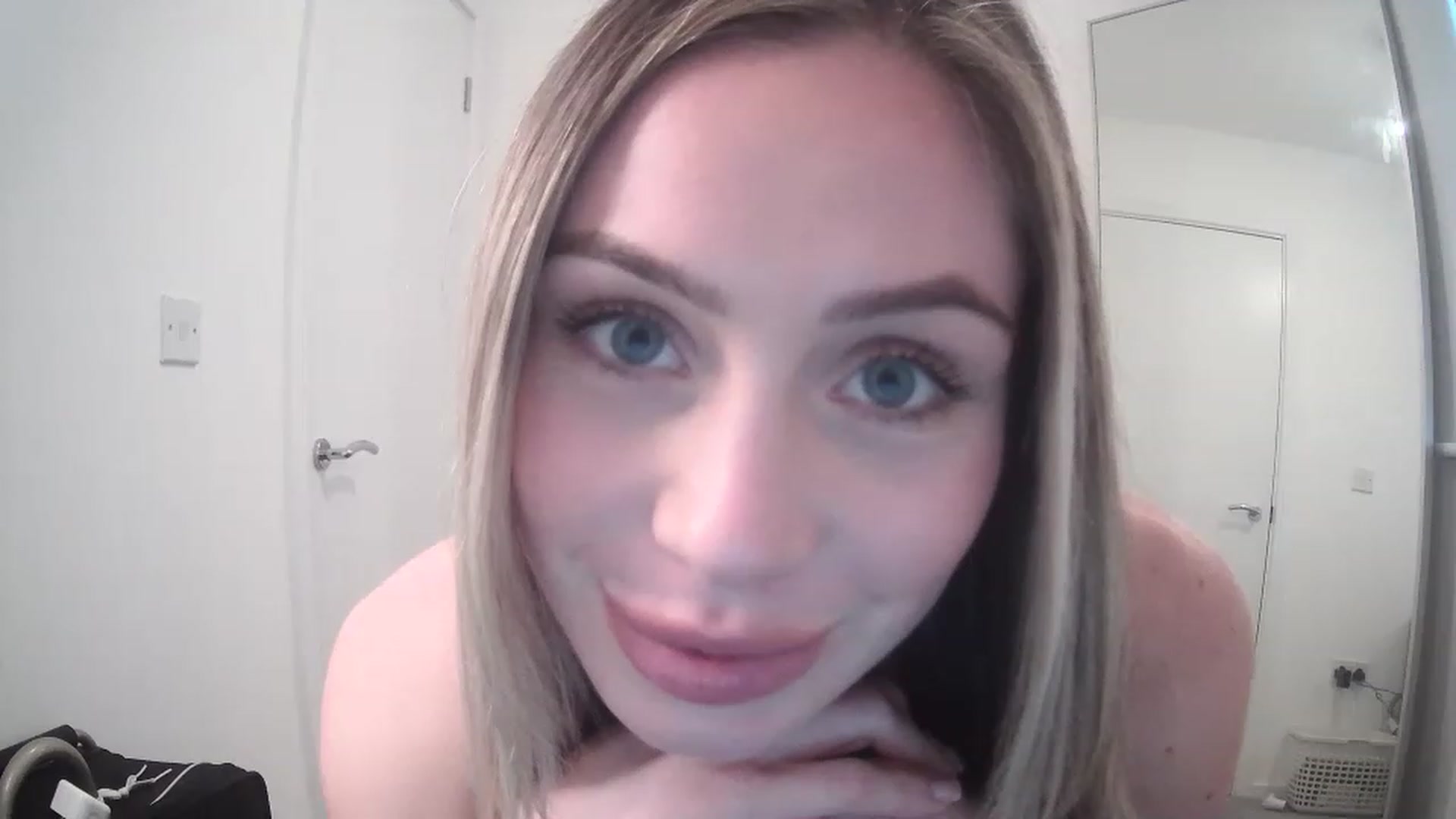 Gallery image thumbnail from English_Babe1's myfreecams stream on, 04/05/2023, 12:17 image 13 of 20