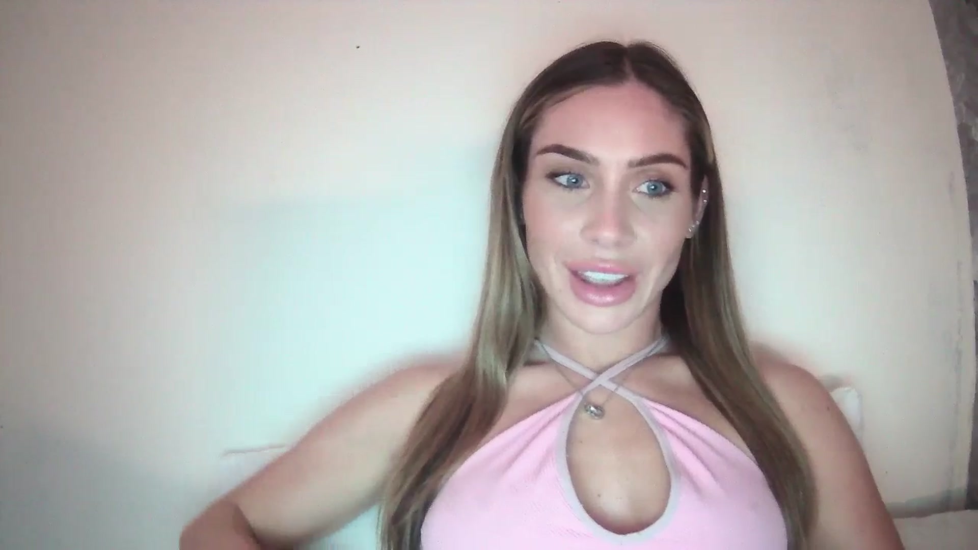 Gallery image thumbnail from English_Babe1's myfreecams stream on, 10/08/2023, 11:50 image 6 of 20