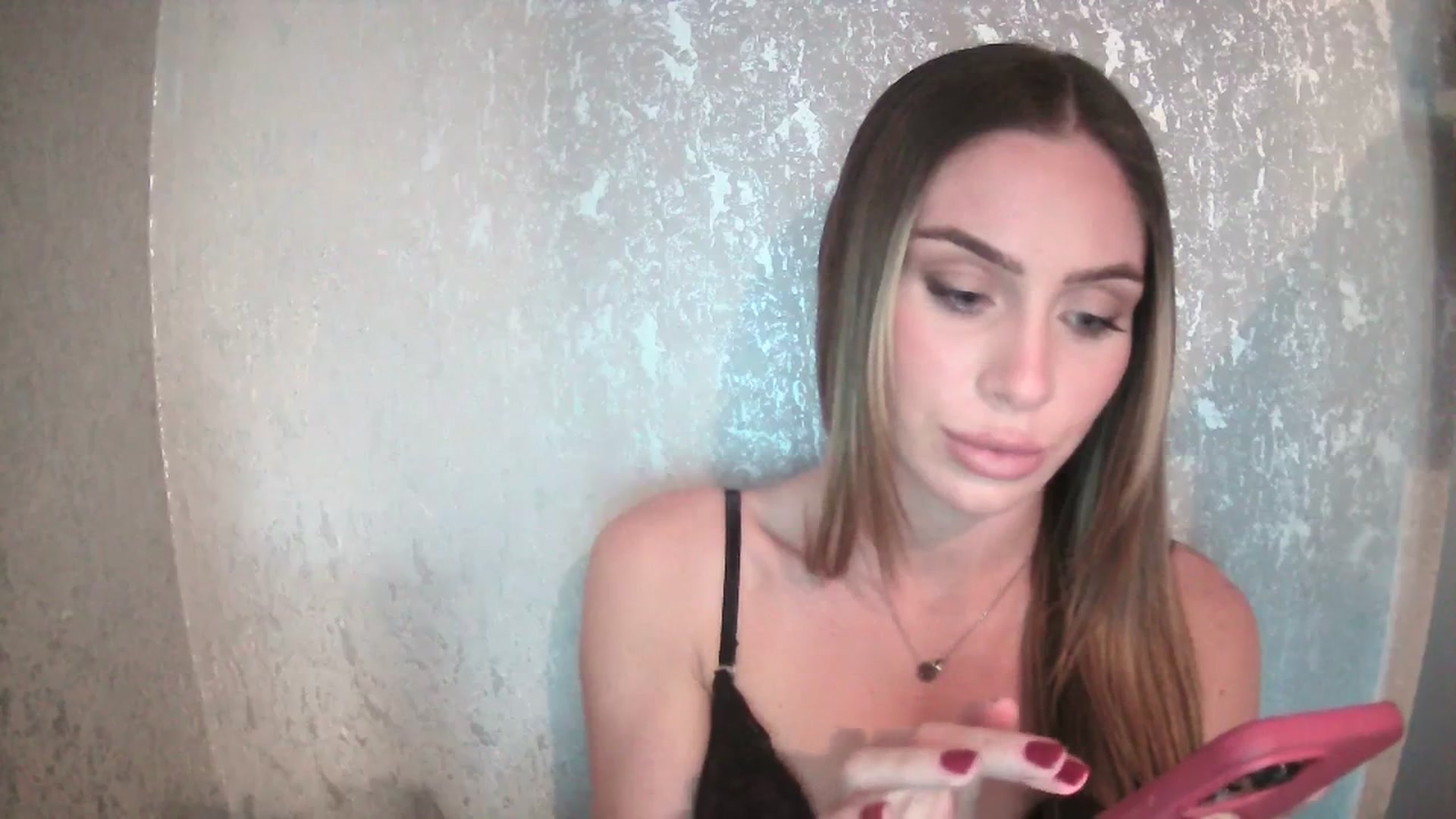 Gallery image thumbnail from English_Babe1's myfreecams stream on, 11/05/2023, 13:20 image 16 of 20