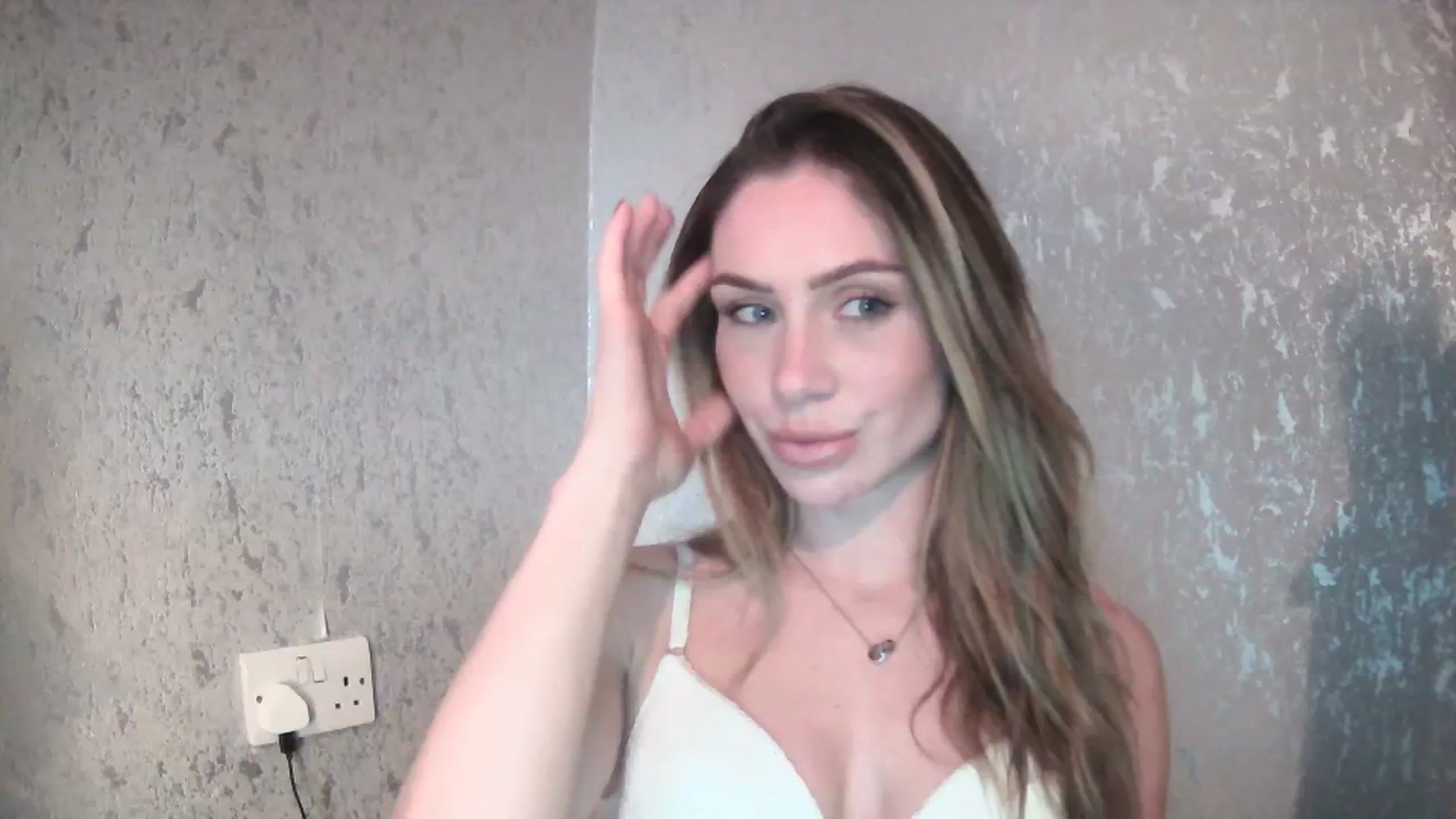 Gallery image thumbnail from English_Babe1's myfreecams stream on, 11/07/2023, 11:24 image 6 of 20