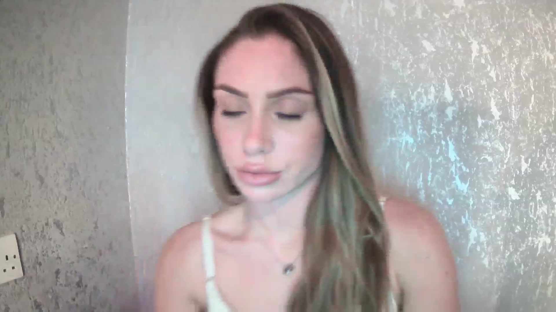 Gallery image thumbnail from English_Babe1's myfreecams stream on, 11/07/2023, 11:49 image 19 of 20