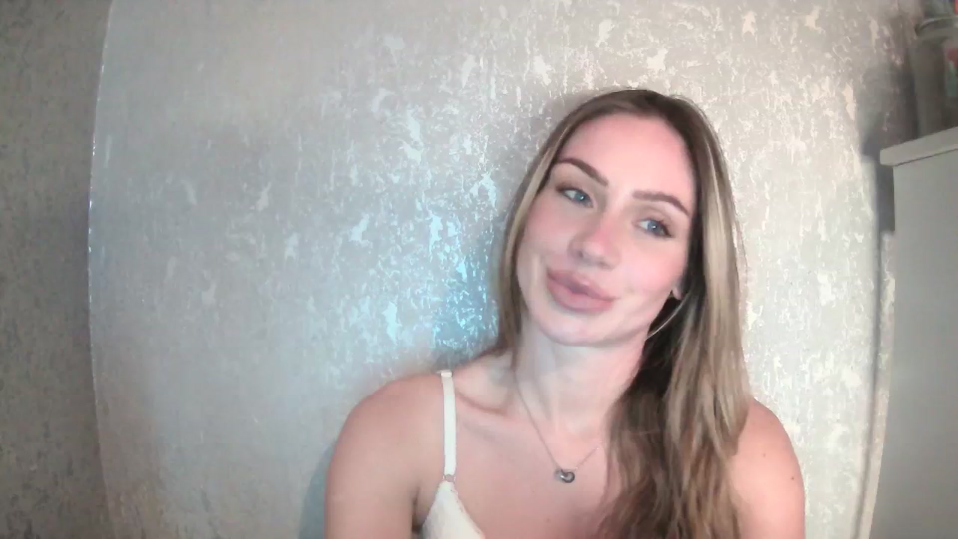 Gallery image thumbnail from English_Babe1's myfreecams stream on, 11/07/2023, 12:22 image 10 of 20