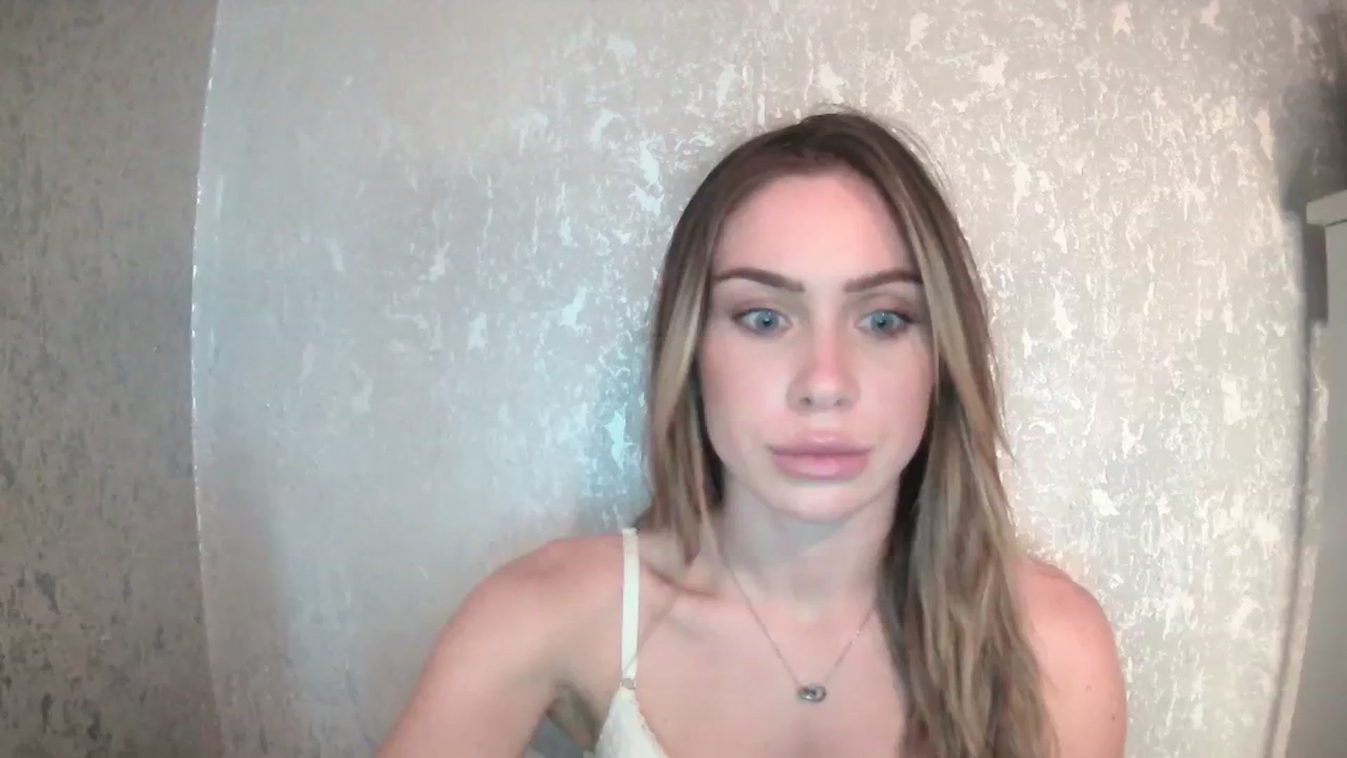 Gallery image thumbnail from English_Babe1's myfreecams stream on, 11/07/2023, 13:07 image 9 of 20