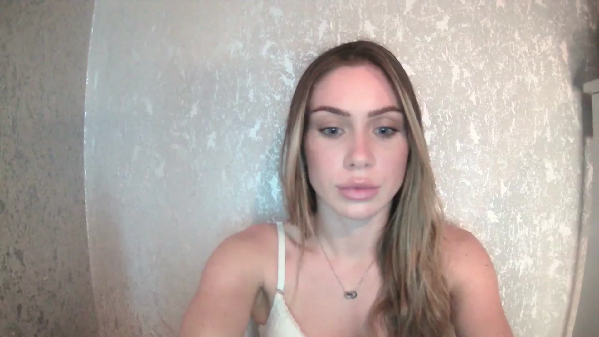 Gallery image thumbnail from English_Babe1's myfreecams stream on, 11/07/2023, 13:07 image 12 of 20