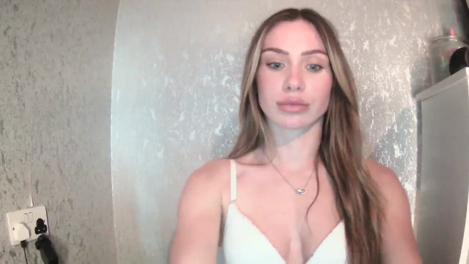 Gallery image thumbnail from English_Babe1's myfreecams stream on, 11/07/2023, 15:13 image 18 of 20