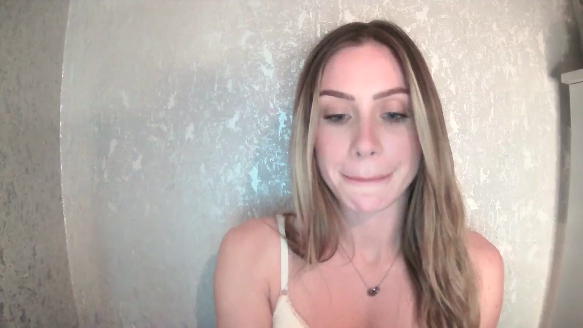 Gallery image thumbnail from English_Babe1's myfreecams stream on, 11/07/2023, 15:13 image 10 of 20