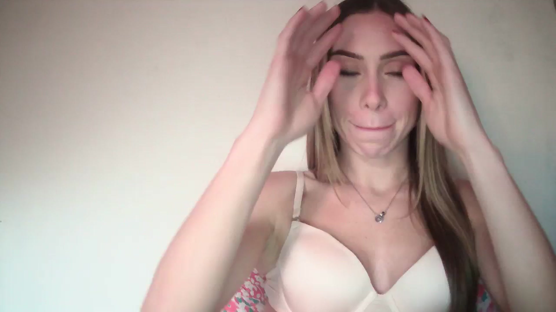 Gallery image thumbnail from English_Babe1's myfreecams stream on, 11/11/2023, 15:30 image 19 of 20