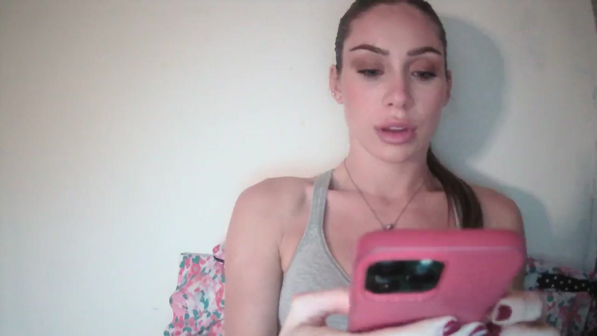 Gallery image thumbnail from English_Babe1's myfreecams stream on, 11/12/2023, 15:27 image 15 of 20