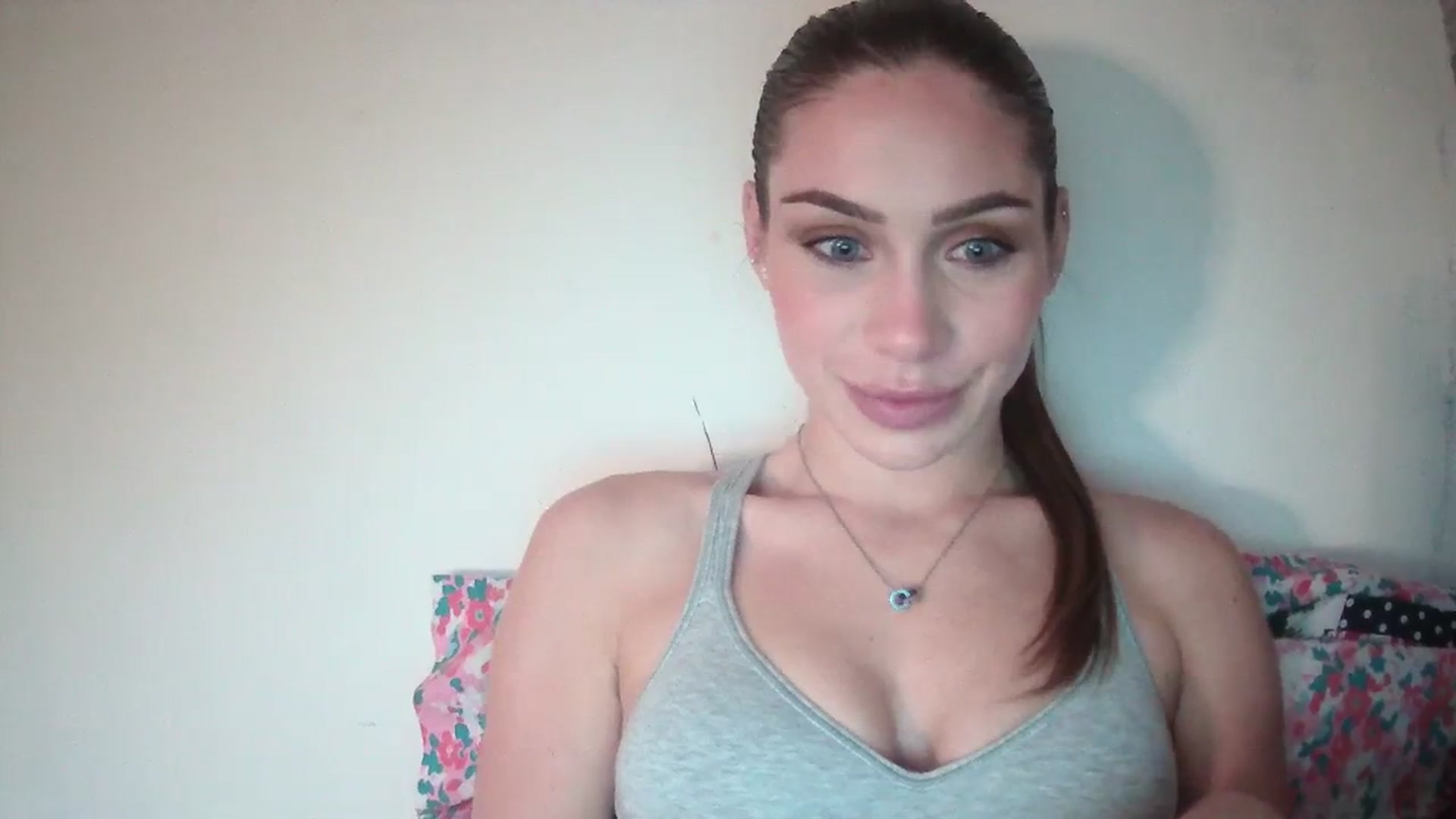 Gallery image thumbnail from English_Babe1's myfreecams stream on, 11/12/2023, 15:27 image 5 of 20