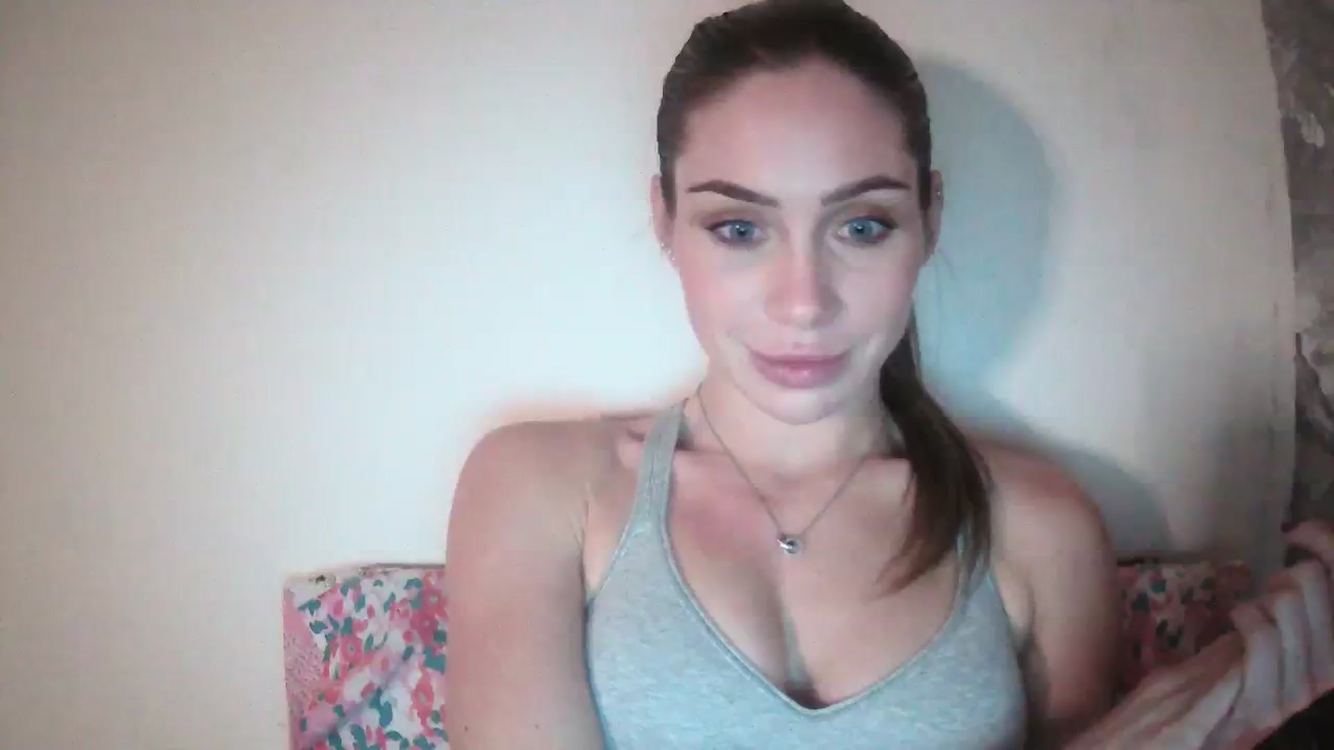 Gallery image thumbnail from English_Babe1's myfreecams stream on, 11/12/2023, 20:46 image 4 of 20