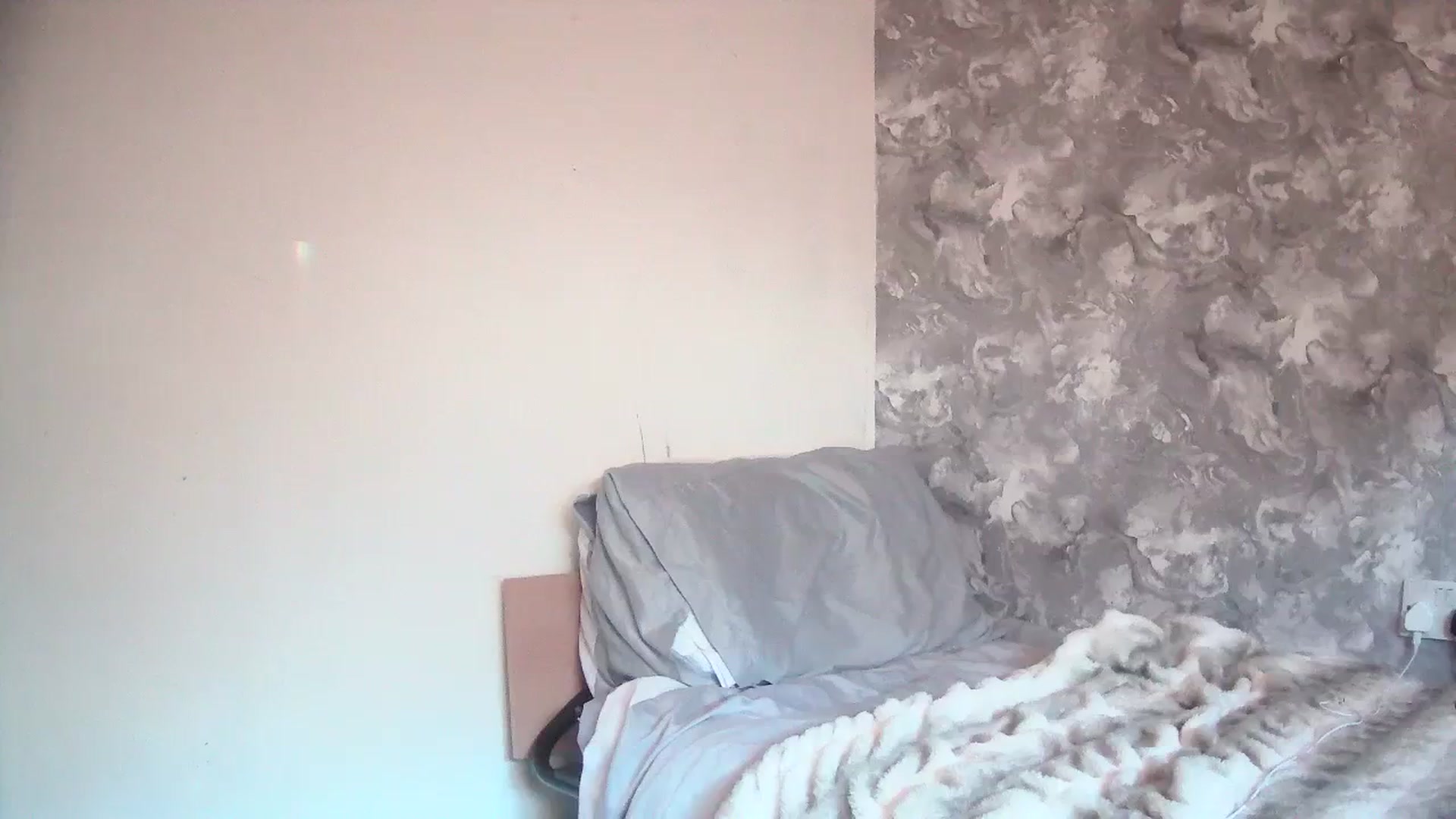 Gallery image thumbnail from English_Babe1's myfreecams stream on, 11/25/2023, 14:33 image 1 of 20