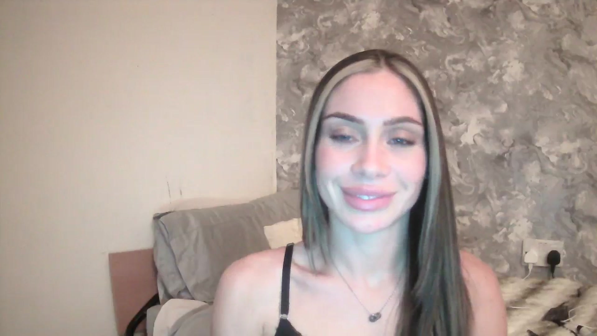 Gallery image thumbnail from English_Babe1's myfreecams stream on, 11/25/2023, 20:58 image 17 of 20