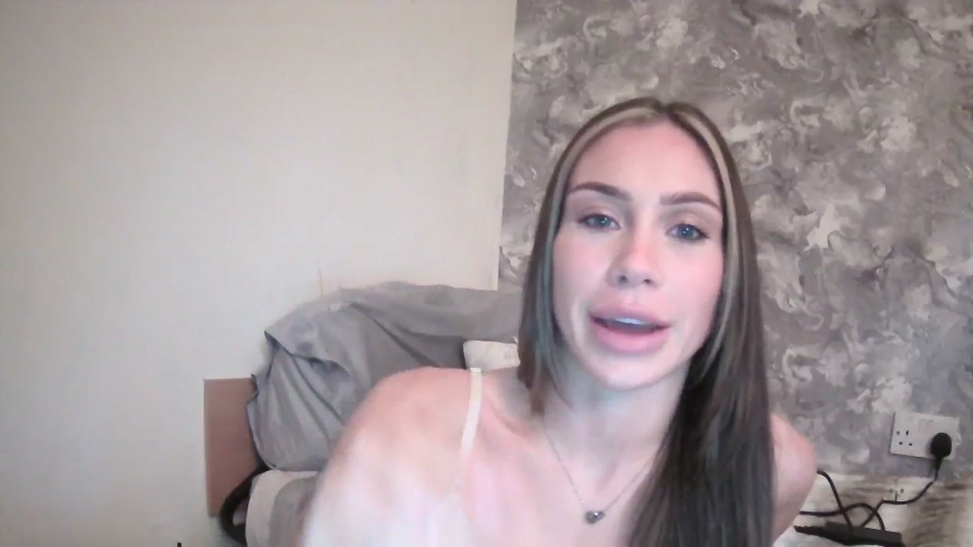 Gallery image thumbnail from English_Babe1's myfreecams stream on, 11/28/2023, 10:11 image 3 of 20