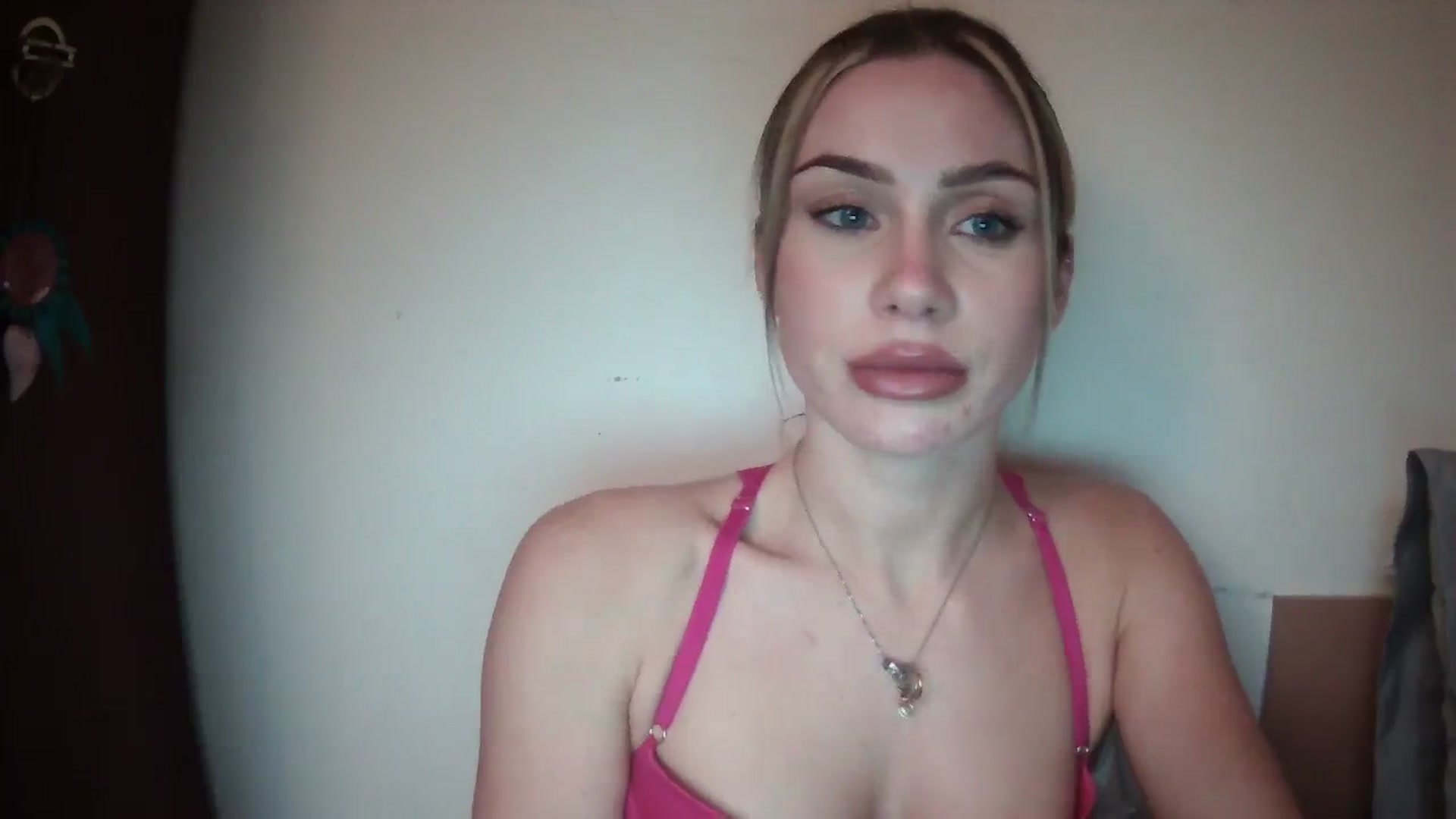 Gallery image thumbnail from English_Babe1's myfreecams stream on, 12/30/2023, 15:19 image 4 of 20