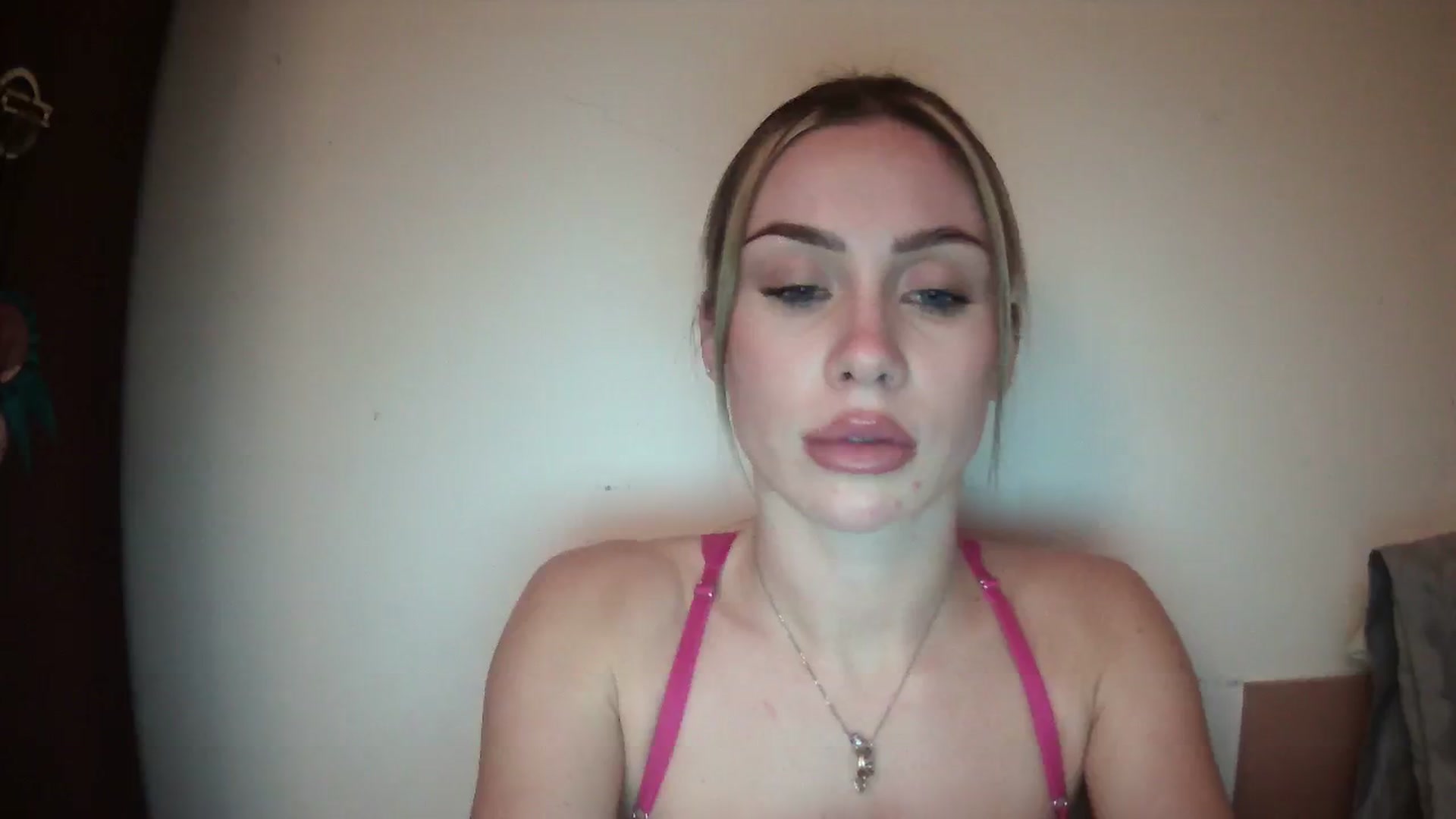 Gallery image thumbnail from English_Babe1's myfreecams stream on, 12/30/2023, 15:19 image 19 of 20