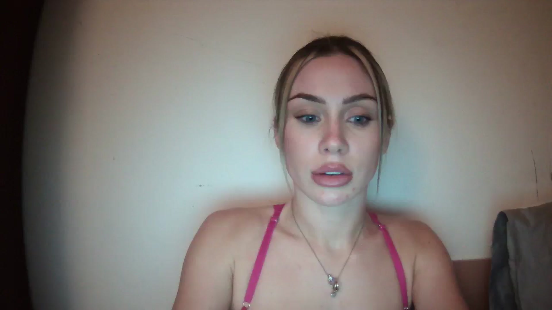 Gallery image thumbnail from English_Babe1's myfreecams stream on, 12/30/2023, 15:48 image 7 of 20