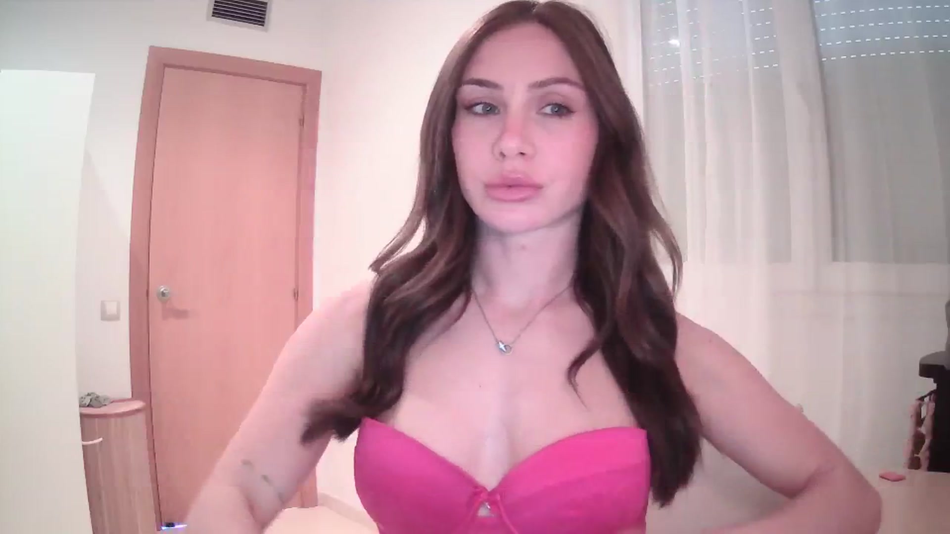 Gallery image thumbnail from English_Lola's myfreecams stream on, 03/10/2024, 11:51 image 12 of 20