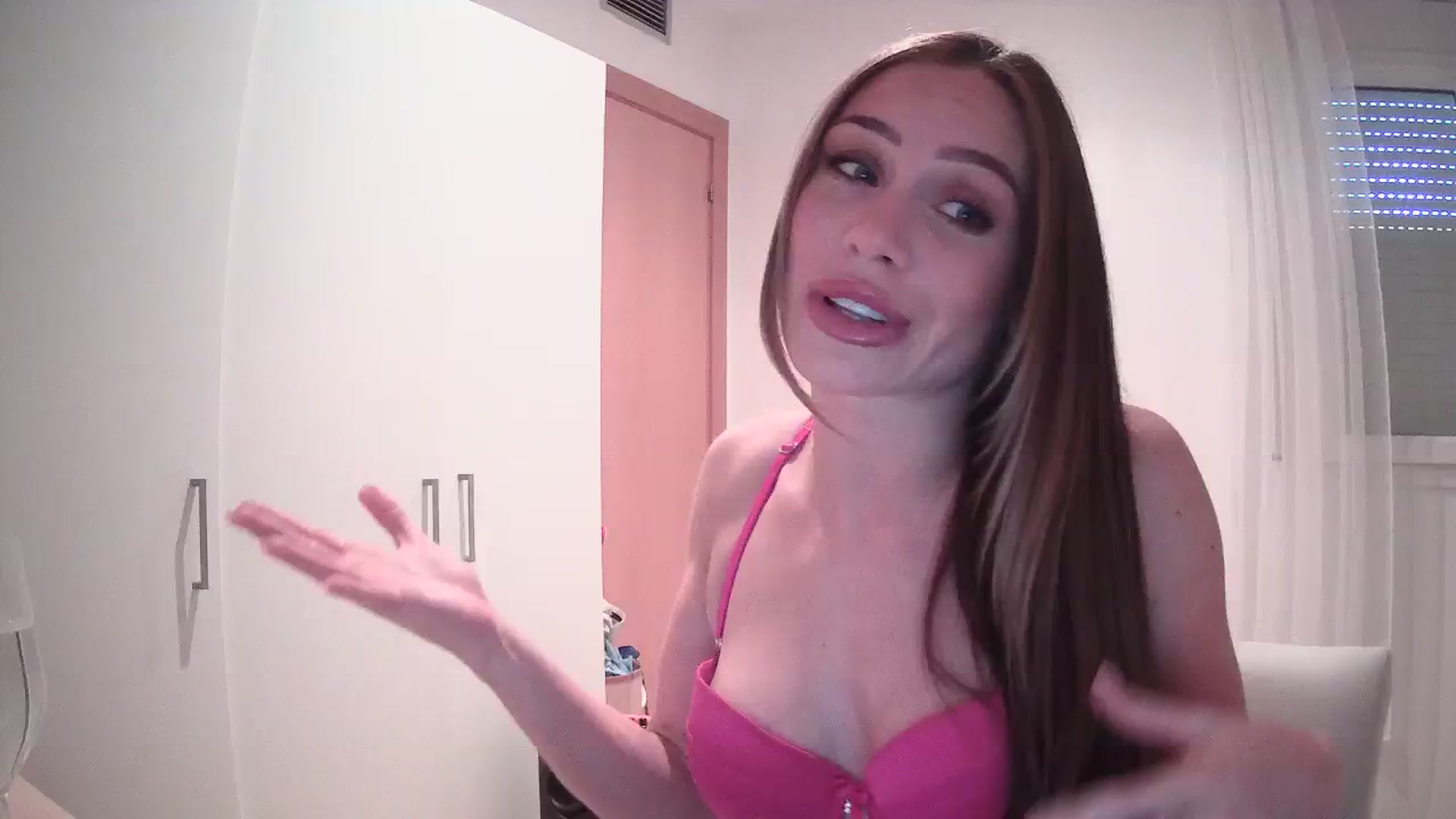 Gallery image thumbnail from English_Lola's myfreecams stream on, 04/09/2024, 10:12 image 7 of 20