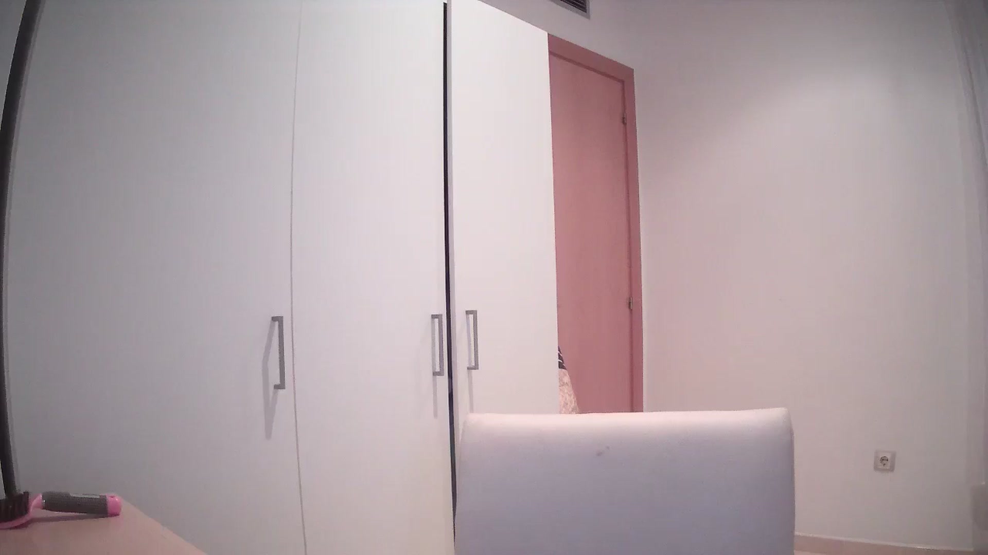 Gallery image thumbnail from English_Lola's myfreecams stream on, 05/14/2024, 10:51 image 15 of 20
