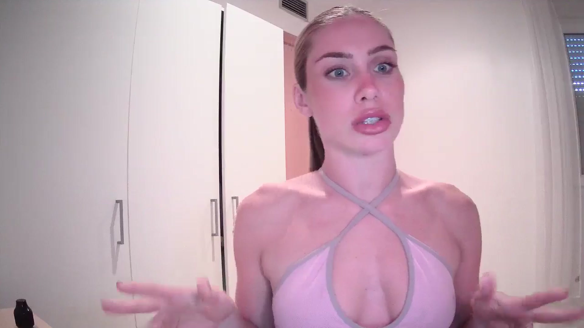 Gallery image thumbnail from English_Lola's myfreecams stream on, 05/15/2024, 14:46 image 2 of 20
