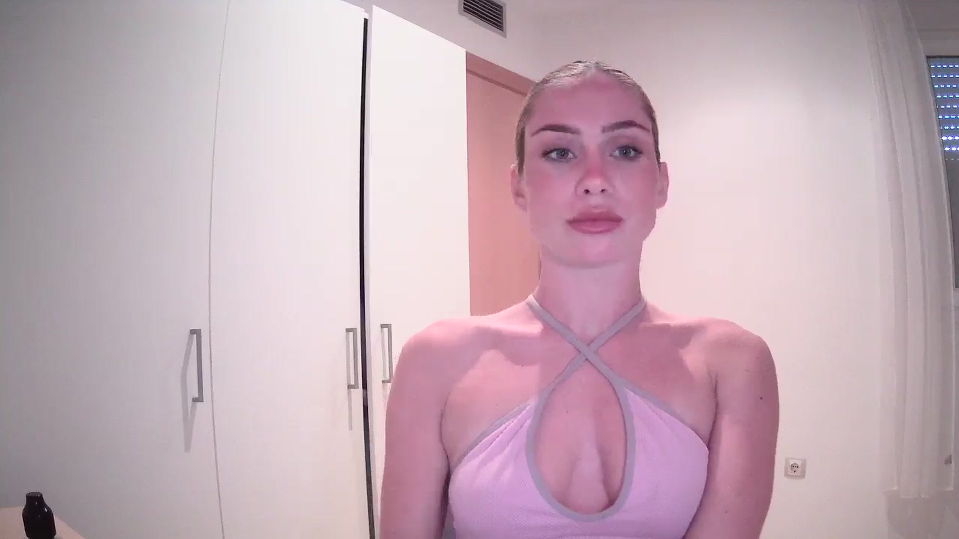 Gallery image thumbnail from English_Lola's myfreecams stream on, 05/15/2024, 14:46 image 10 of 20