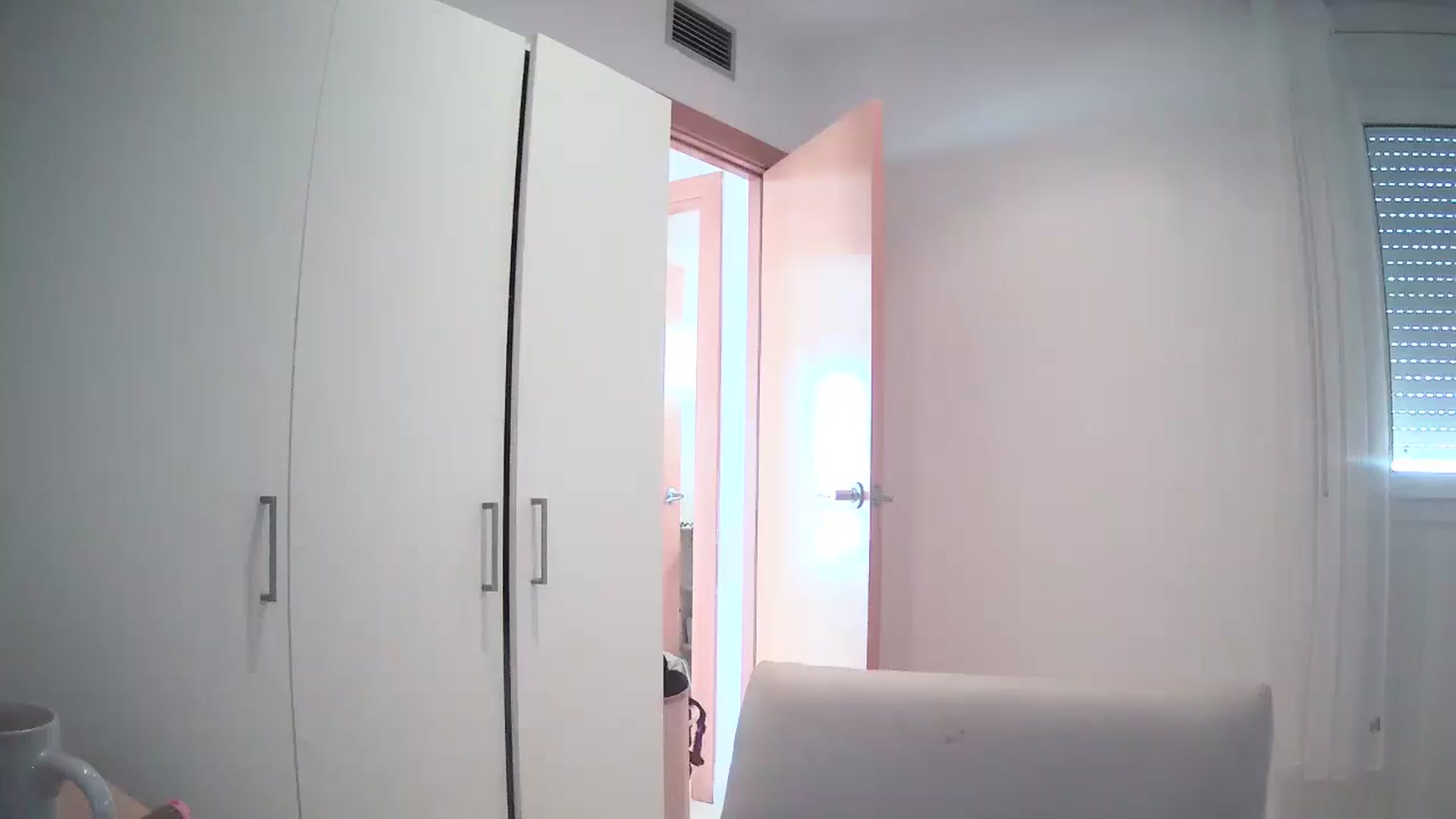 Gallery image thumbnail from English_Lola's myfreecams stream on, 05/18/2024, 12:29 image 1 of 20