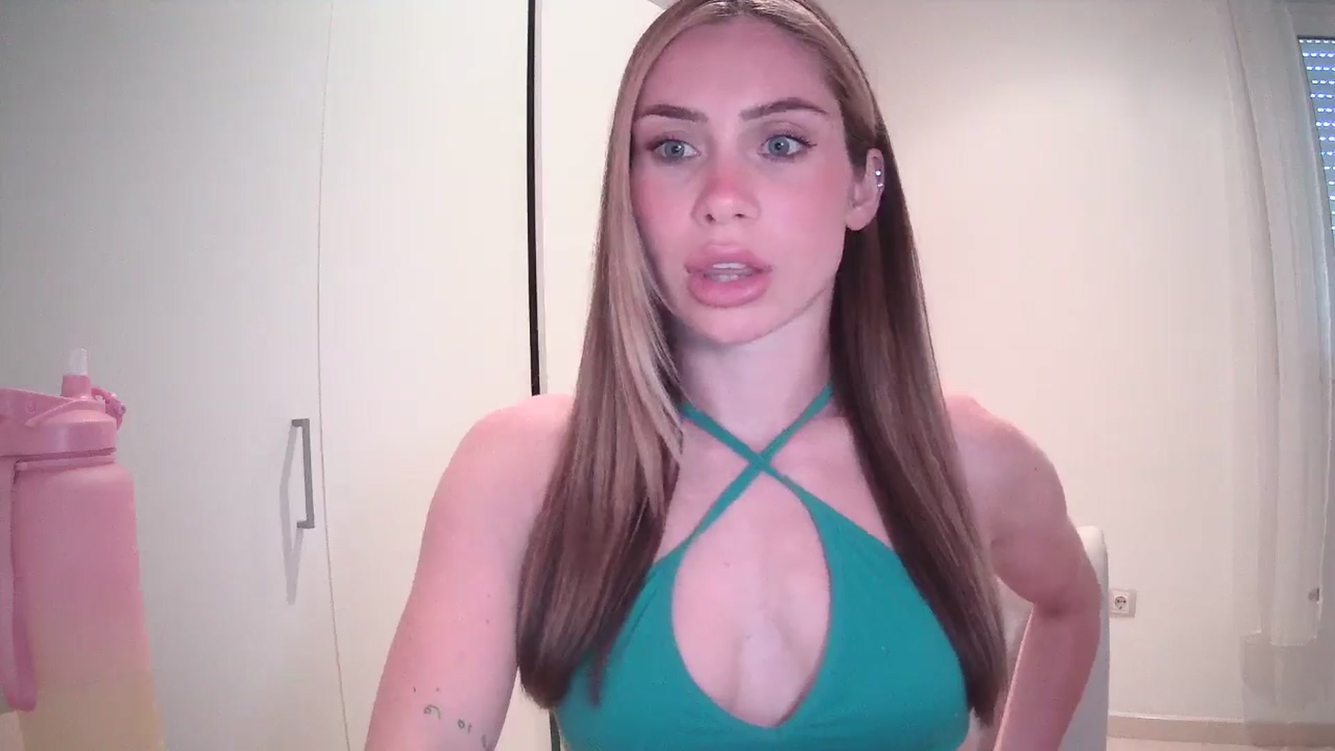 Gallery image thumbnail from English_Lola's myfreecams stream on, 05/19/2024, 11:24 image 18 of 20