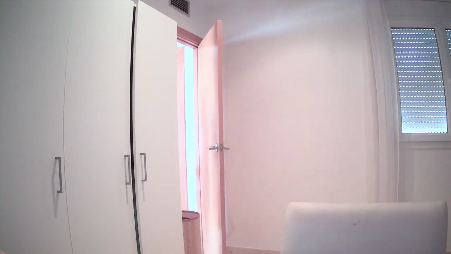 Gallery image thumbnail from English_Lola's myfreecams stream on, 05/19/2024, 11:44 image 10 of 20