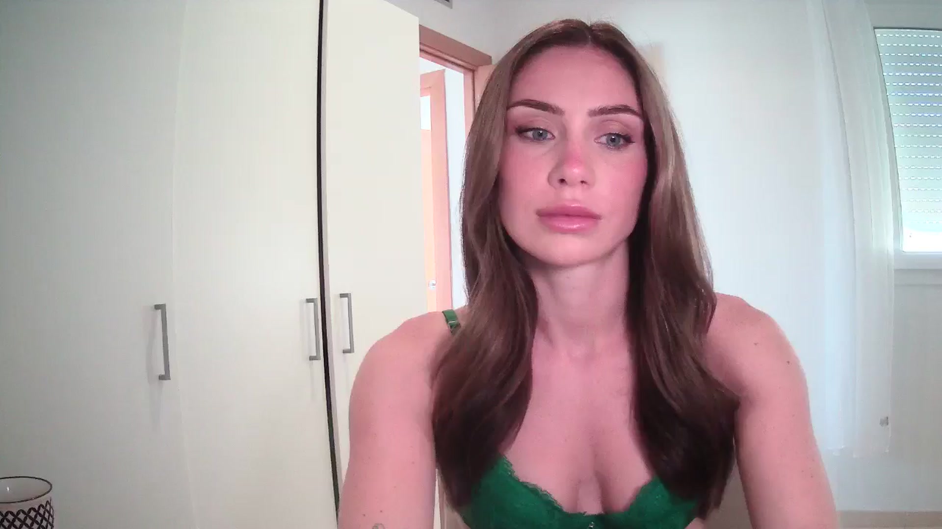 Gallery image thumbnail from English_Lola's myfreecams stream on, 05/25/2024, 08:00 image 14 of 20