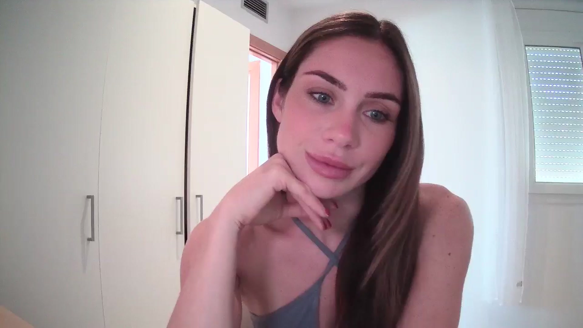 Gallery image thumbnail from English_Lola's myfreecams stream on, 05/26/2024, 08:55 image 8 of 20