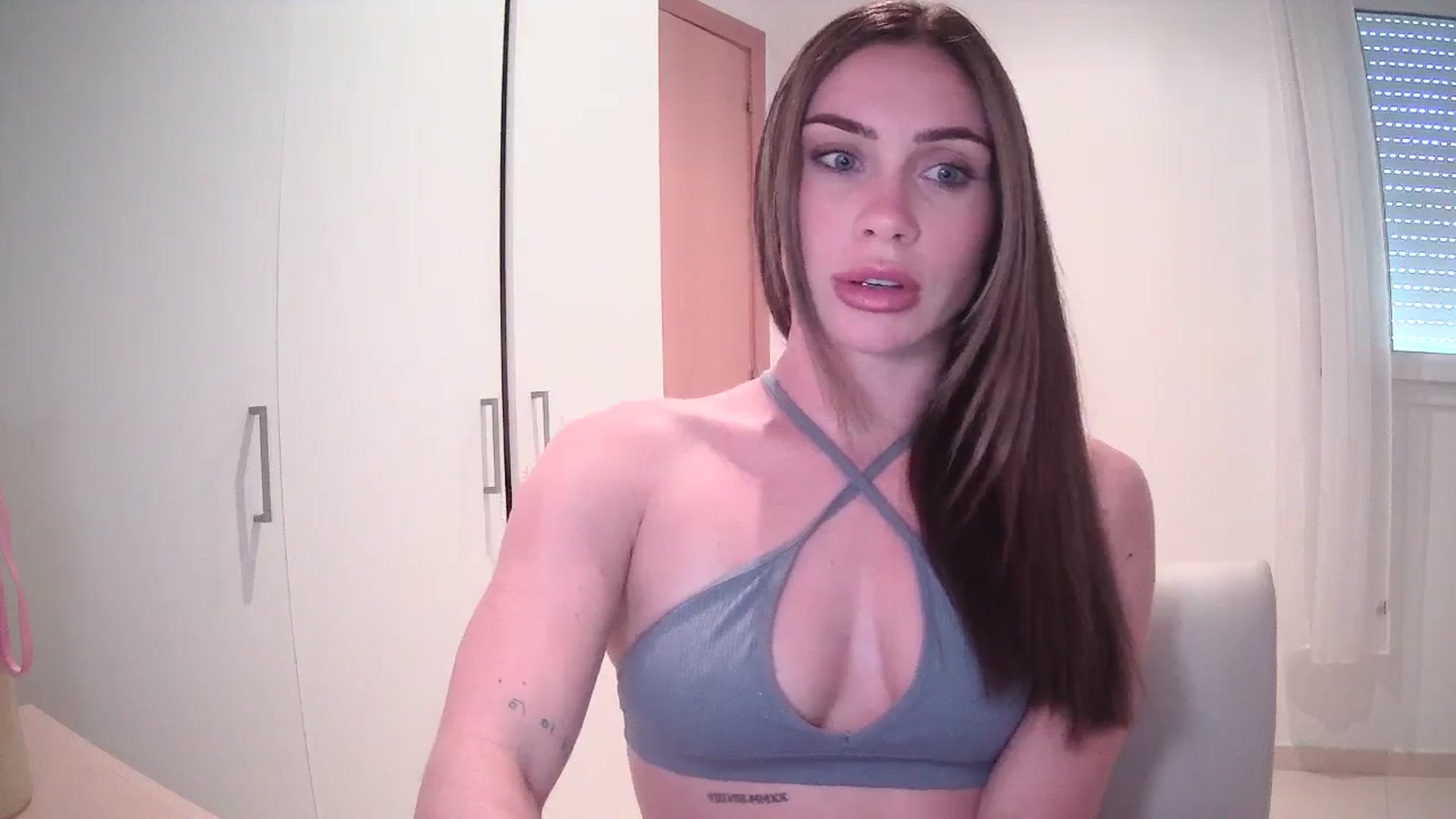 Gallery image thumbnail from English_Lola's myfreecams stream on, 05/26/2024, 10:30 image 14 of 20