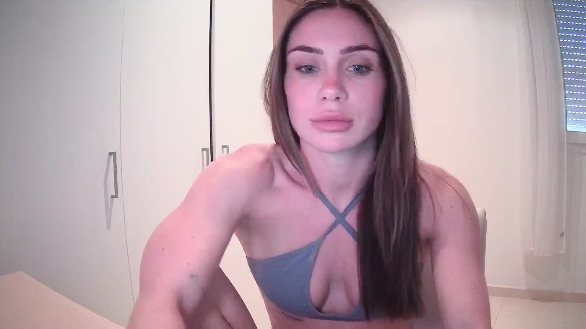 Gallery image thumbnail from English_Lola's myfreecams stream on, 05/26/2024, 12:23 image 17 of 20