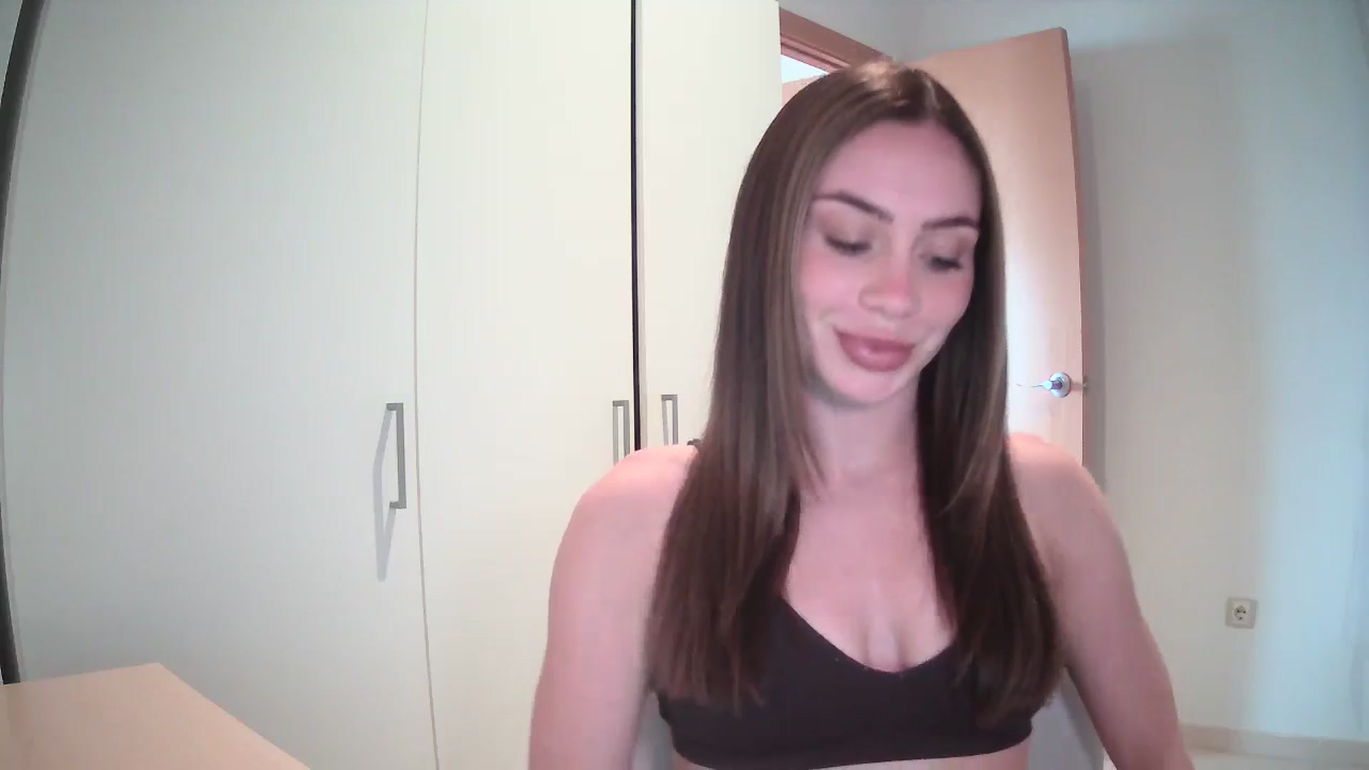 Gallery image thumbnail from English_Lola's myfreecams stream on, 05/31/2024, 07:06 image 20 of 20