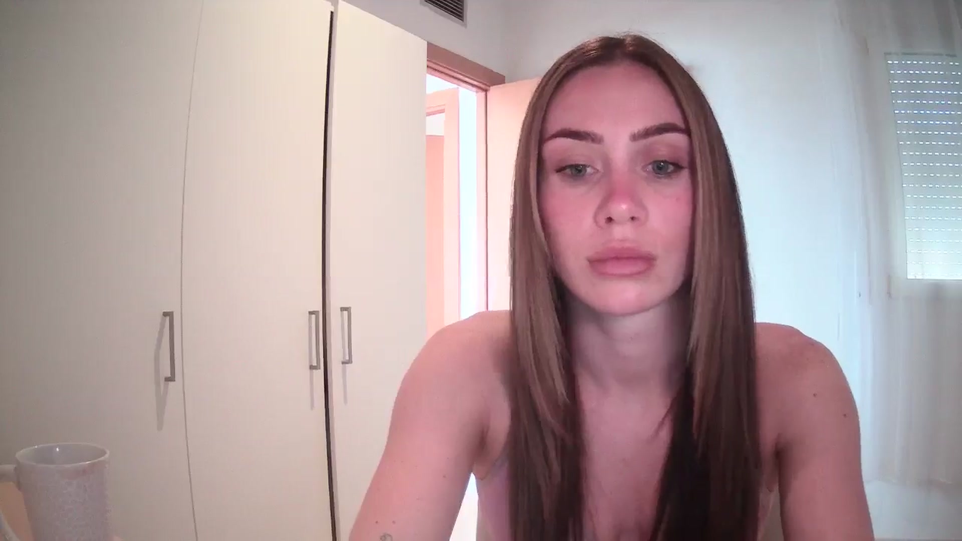 Gallery image thumbnail from English_Lola's myfreecams stream on, 06/01/2024, 10:31 image 18 of 20