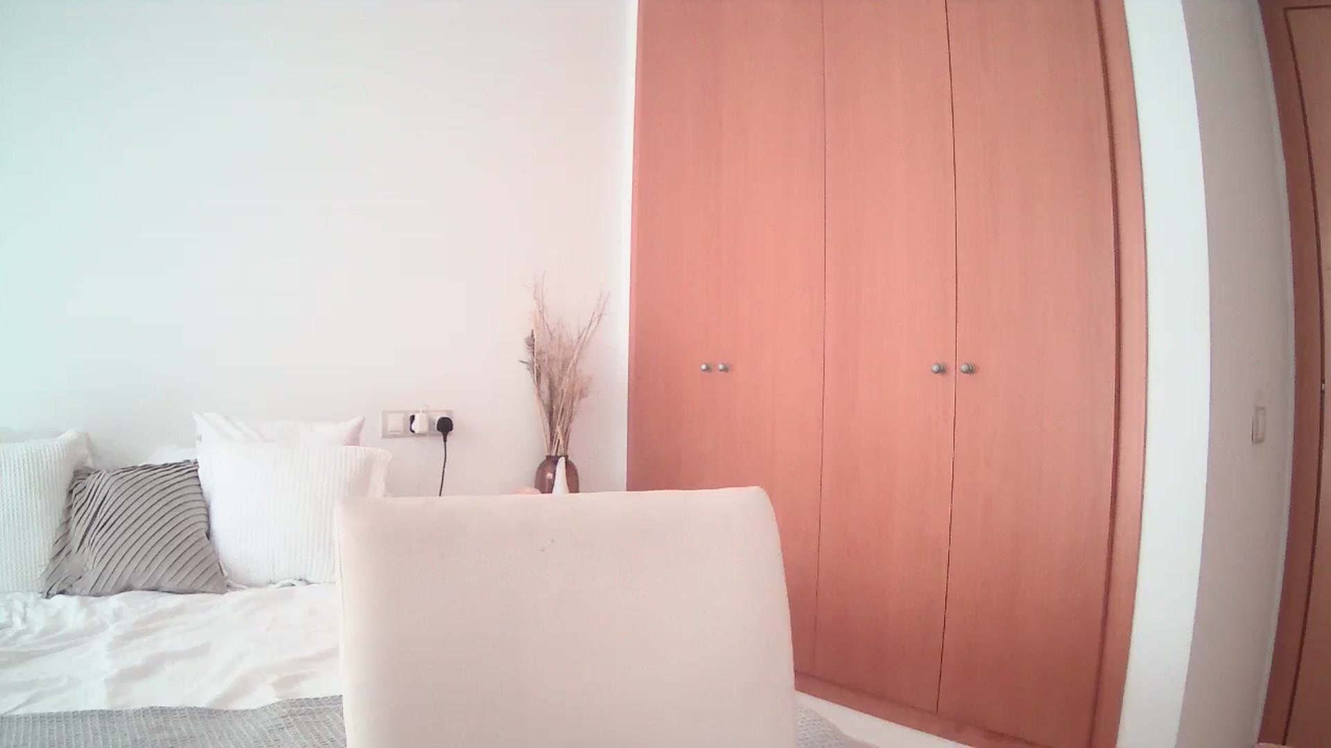 Gallery image thumbnail from English_Lola's myfreecams stream on, 06/21/2024, 11:59 image 20 of 20