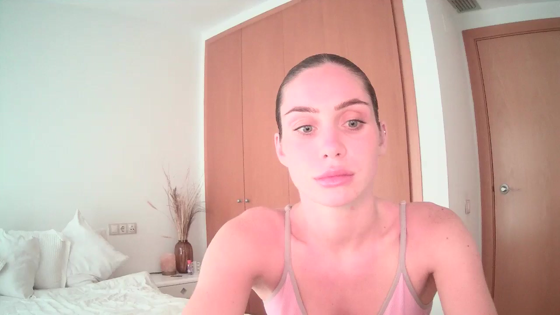 Gallery image thumbnail from English_Lola's myfreecams stream on, 09/20/2024, 16:19 image 10 of 20
