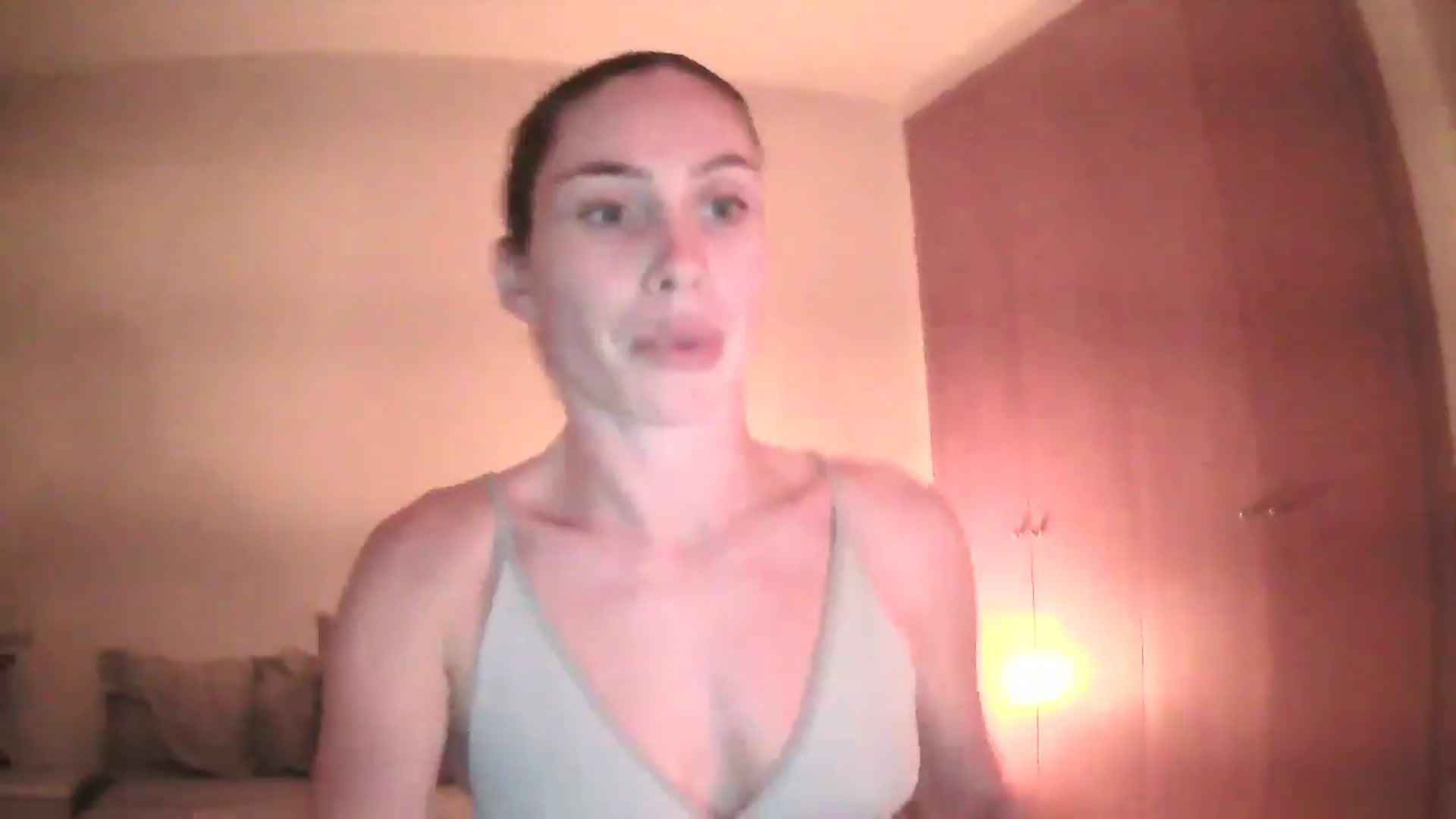 Gallery image thumbnail from English_Lola's myfreecams stream on, 10/15/2024, 18:18 image 10 of 20