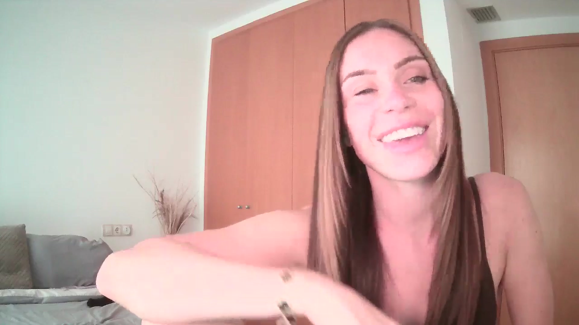 Gallery image thumbnail from English_Lola's myfreecams stream on, 10/17/2024, 16:55 image 15 of 20