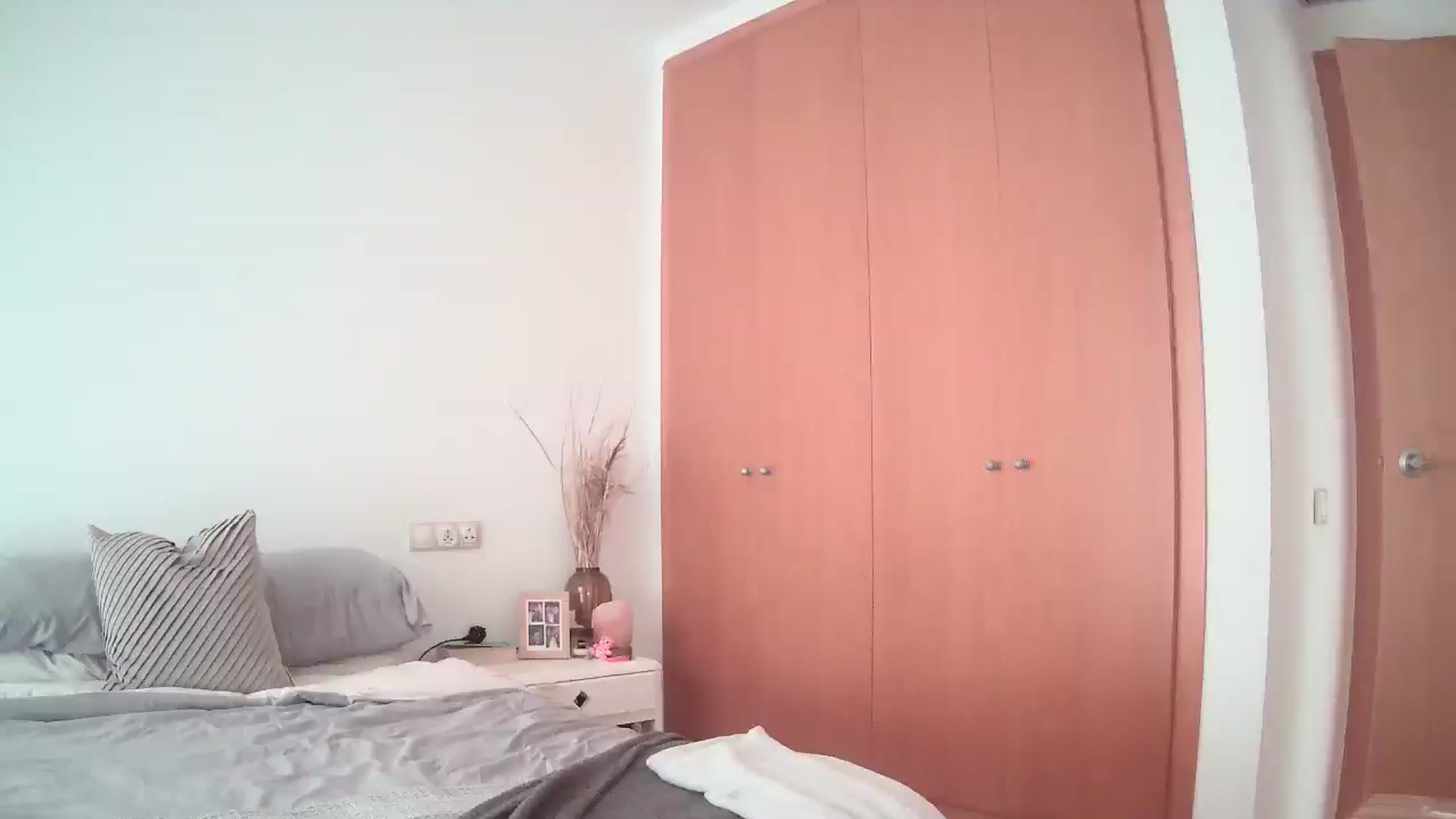 Gallery image thumbnail from English_Lola's myfreecams stream on, 10/30/2024, 09:36 image 11 of 20