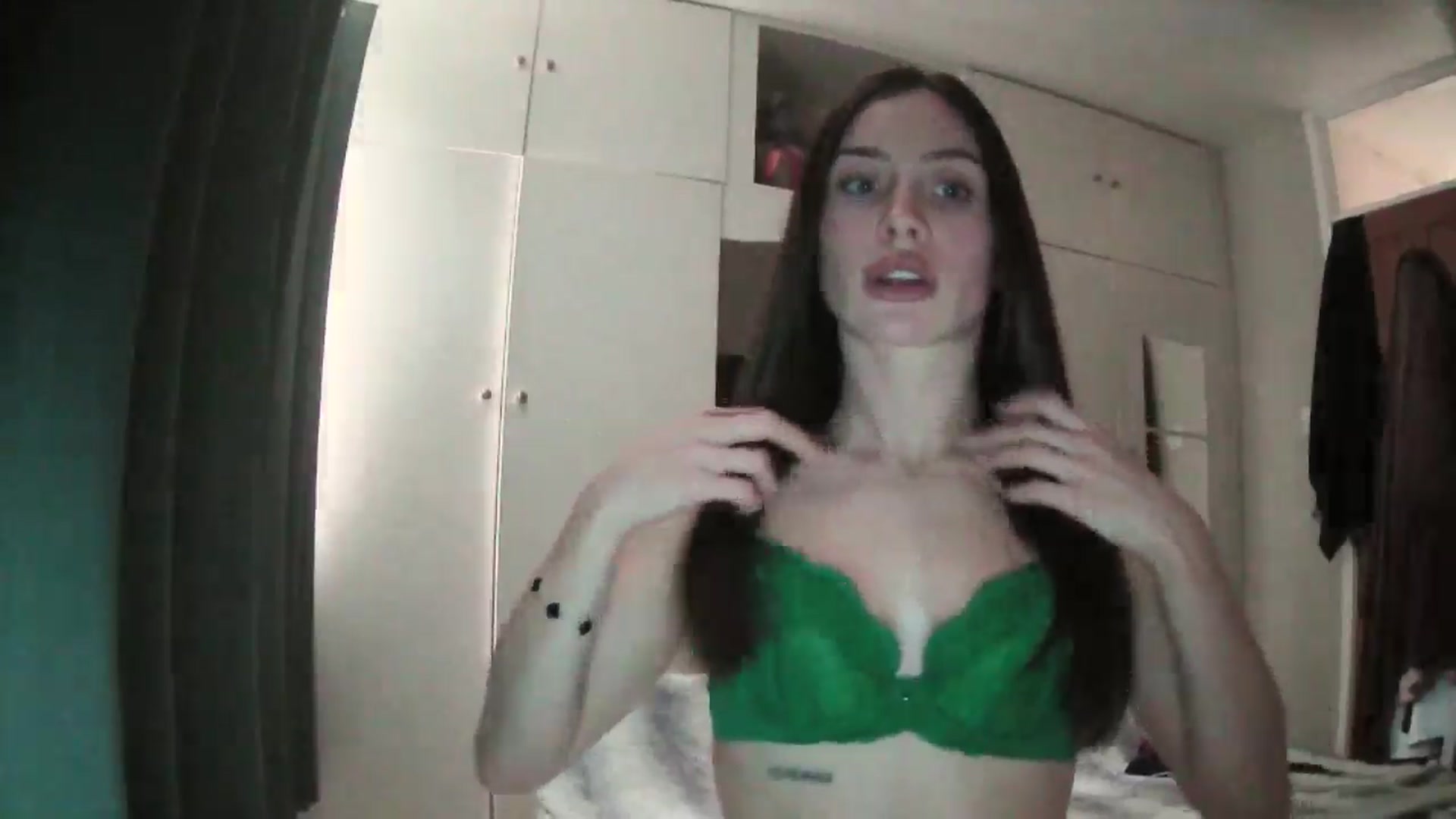 Gallery image thumbnail from English_Lola's myfreecams stream on, 11/29/2024, 14:02 image 10 of 20