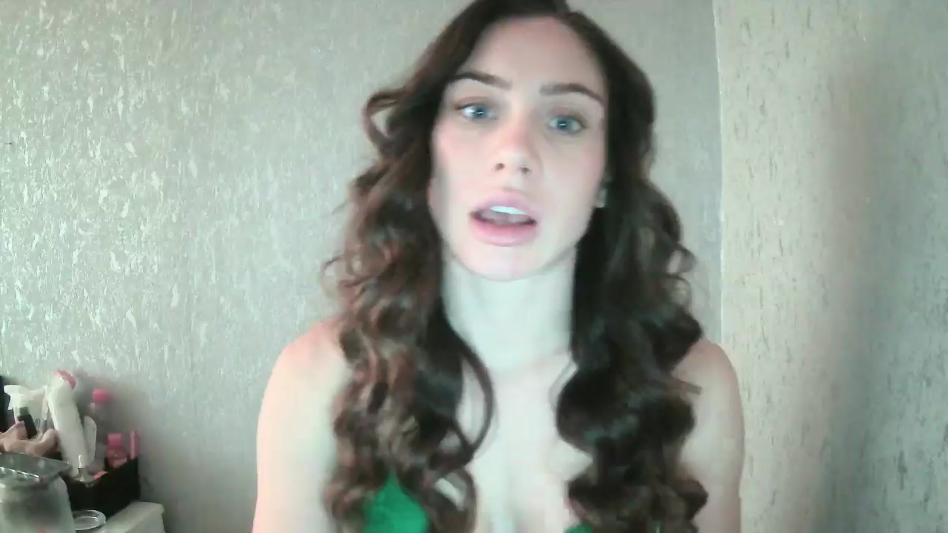 Gallery image thumbnail from English_Lola's myfreecams stream on, 12/01/2024, 11:23 image 6 of 20