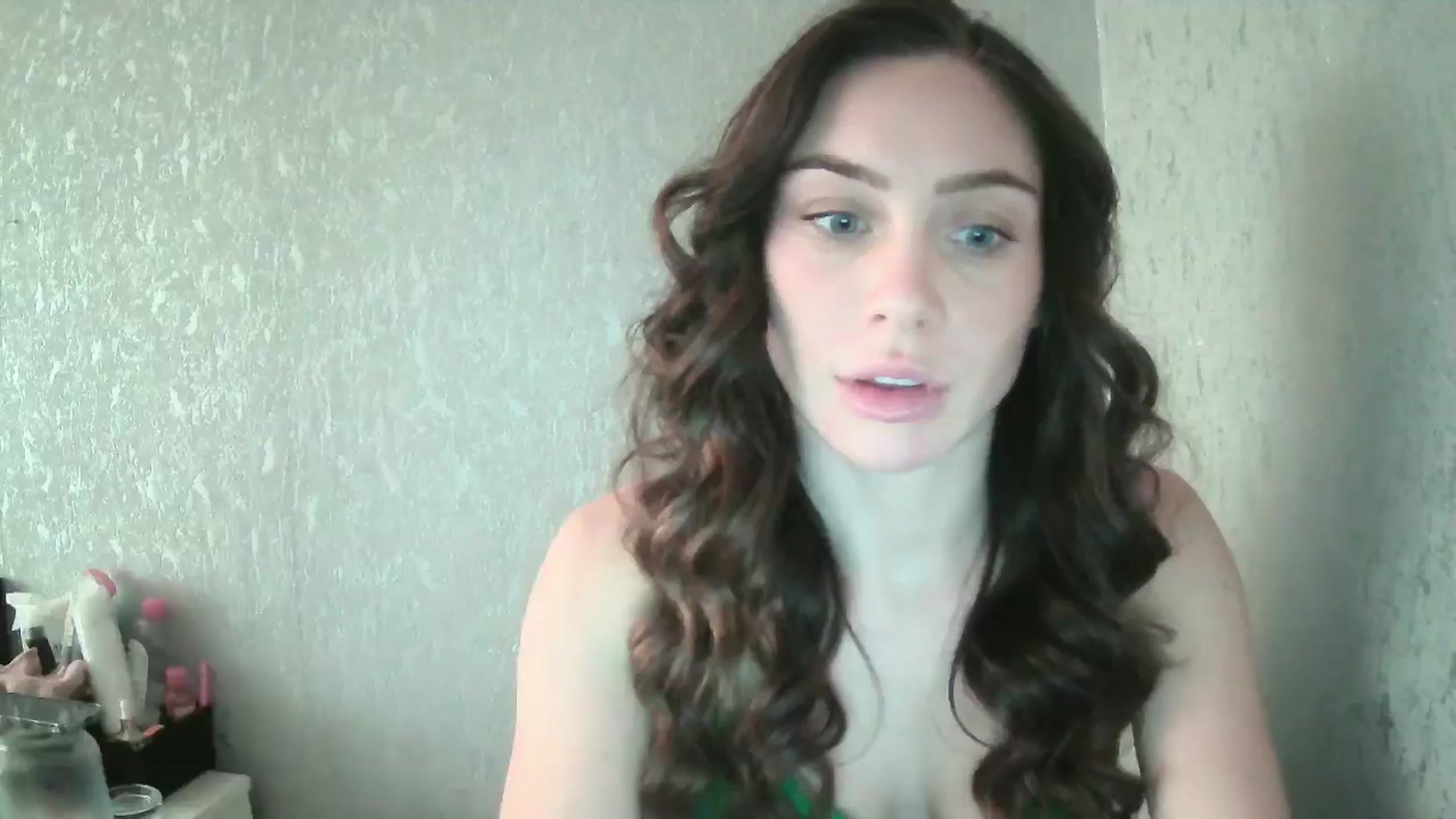 Gallery image thumbnail from English_Lola's myfreecams stream on, 12/01/2024, 11:23 image 12 of 20