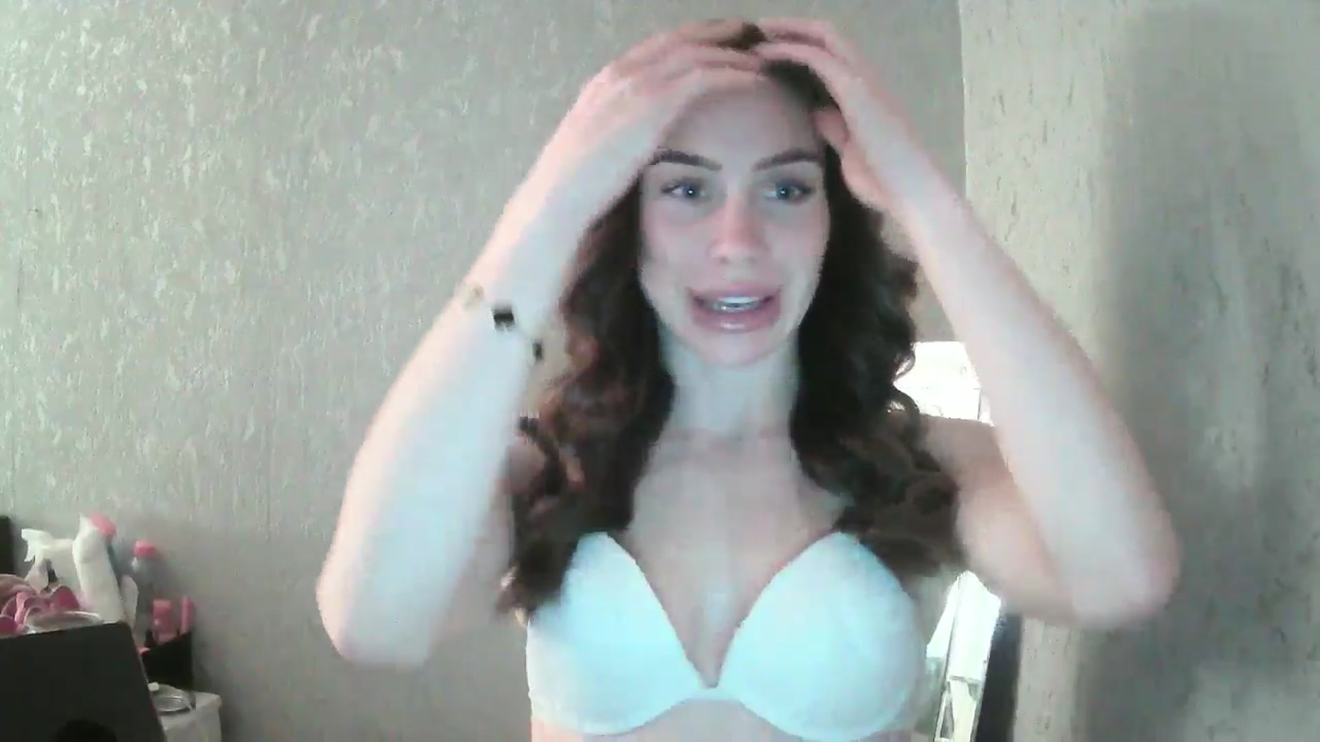 Gallery image thumbnail from English_Lola's myfreecams stream on, 12/04/2024, 19:48 image 11 of 20