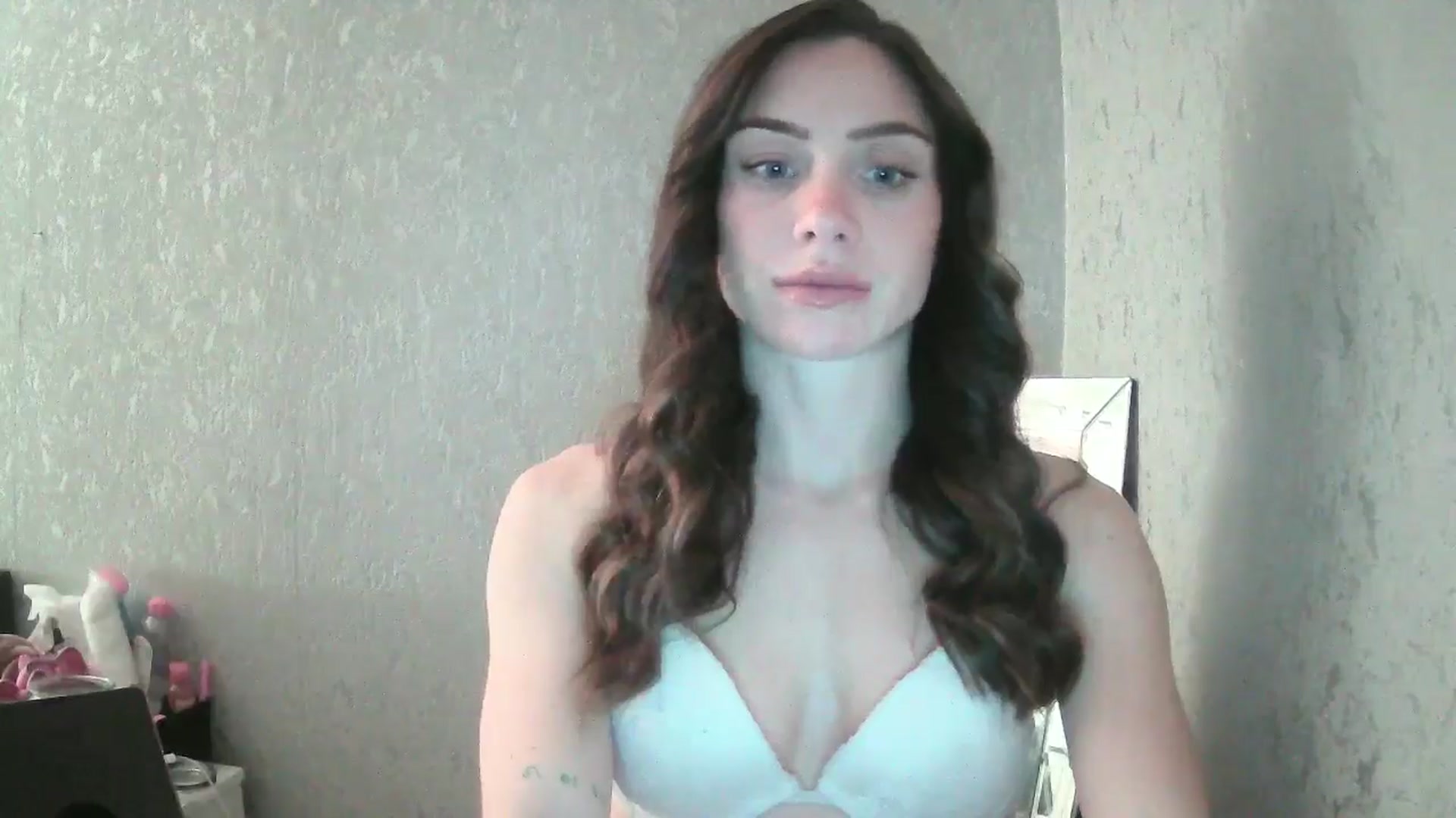 Gallery image thumbnail from English_Lola's myfreecams stream on, 12/04/2024, 19:48 image 10 of 20